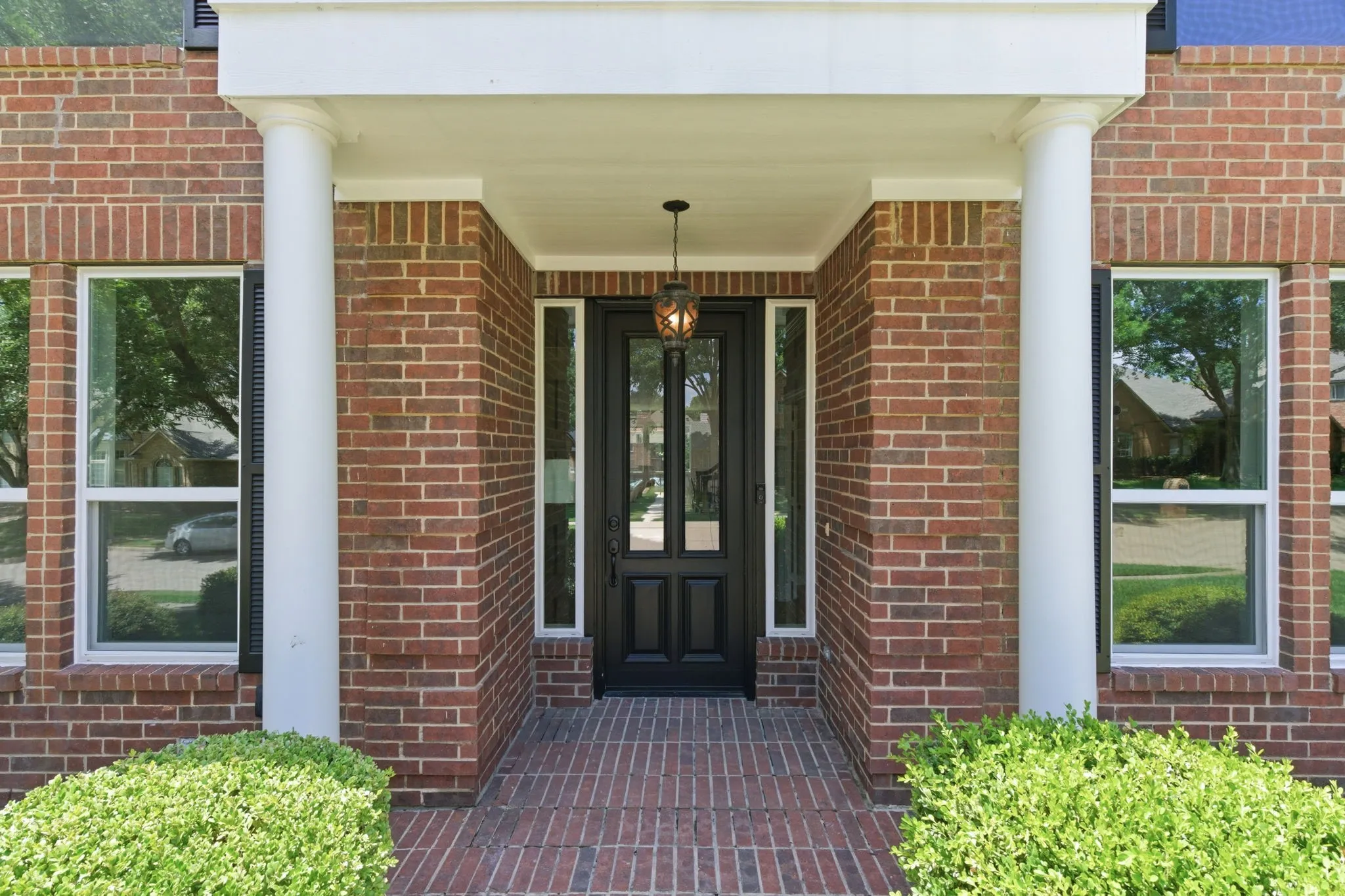 Single Family Residence For Sale in Collin County , 1123 Hampton Drive, Allen, Texas 75013, 5 Bedroom, 3 Bathroom, 2 Garage spaces, 3,513 Sqft, built in 1994, mls#21295404, Real Estate Agent in Allen, Homes For Sale in Collin county, Homes For Sale in Allen, Realtor in Allen Texas, Real Estate Brokerage Independent Realty Texas, Luminita Cordes Realtor