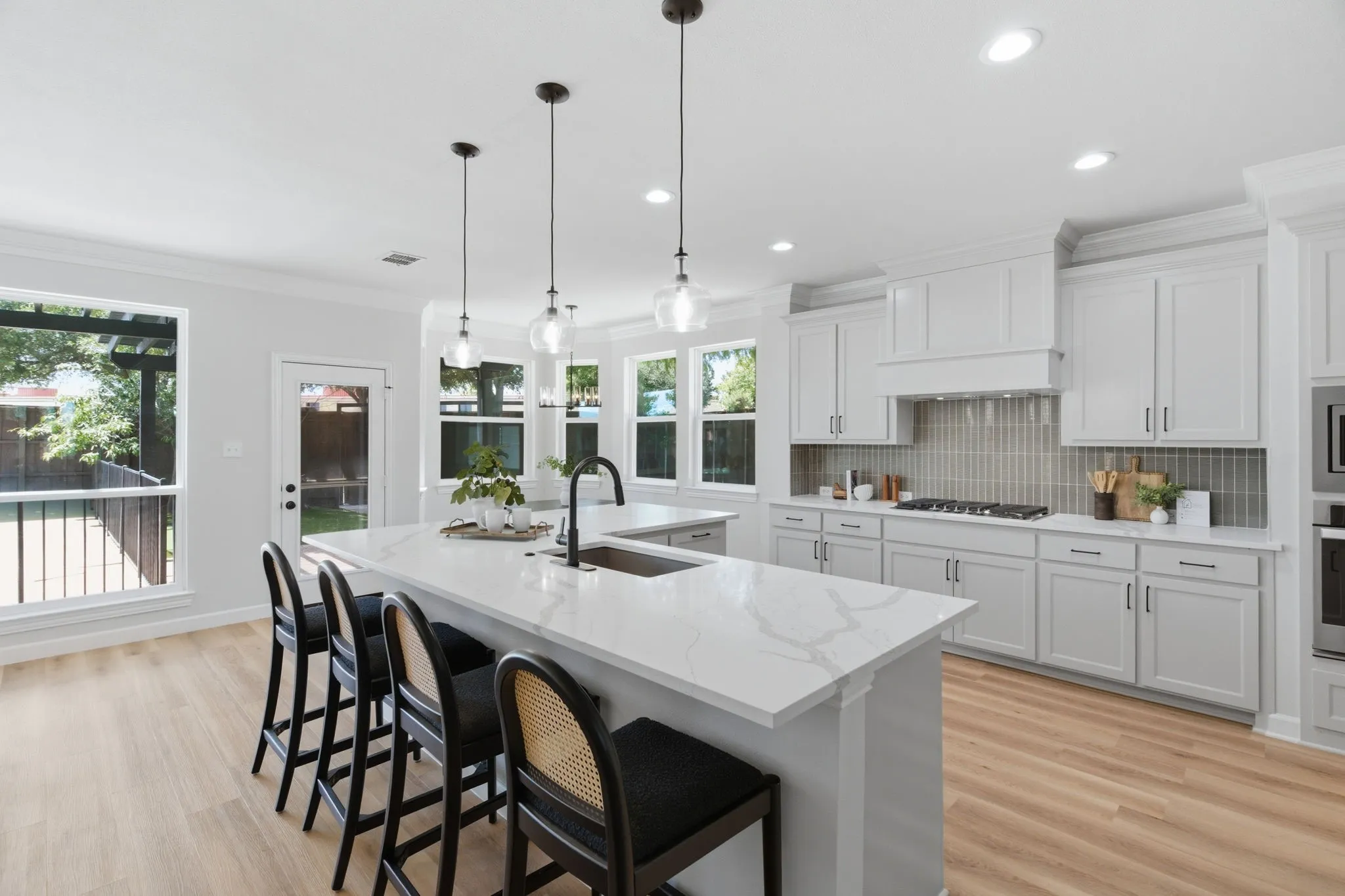 Single Family Residence For Sale in Collin County , 1123 Hampton Drive, Allen, Texas 75013, 5 Bedroom, 3 Bathroom, 2 Garage spaces, 3,513 Sqft, built in 1994, mls#21295404, Real Estate Agent in Allen, Homes For Sale in Collin county, Homes For Sale in Allen, Realtor in Allen Texas, Real Estate Brokerage Independent Realty Texas, Luminita Cordes Realtor
