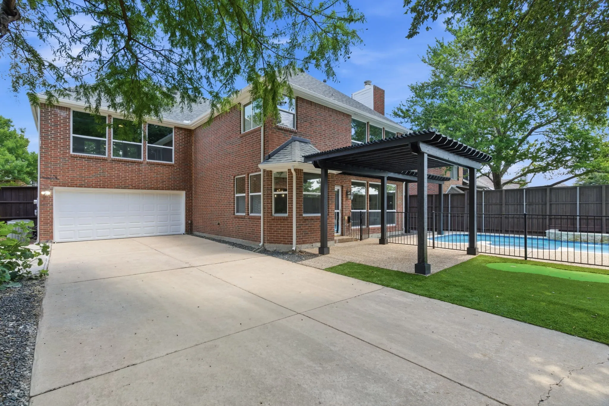 Single Family Residence For Sale in Collin County , 1123 Hampton Drive, Allen, Texas 75013, 5 Bedroom, 3 Bathroom, 2 Garage spaces, 3,513 Sqft, built in 1994, mls#21295404, Real Estate Agent in Allen, Homes For Sale in Collin county, Homes For Sale in Allen, Realtor in Allen Texas, Real Estate Brokerage Independent Realty Texas, Luminita Cordes Realtor