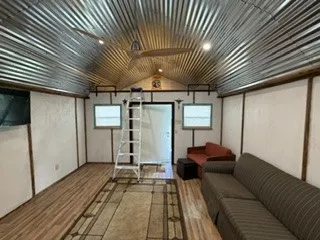 6x14 loft with ladder