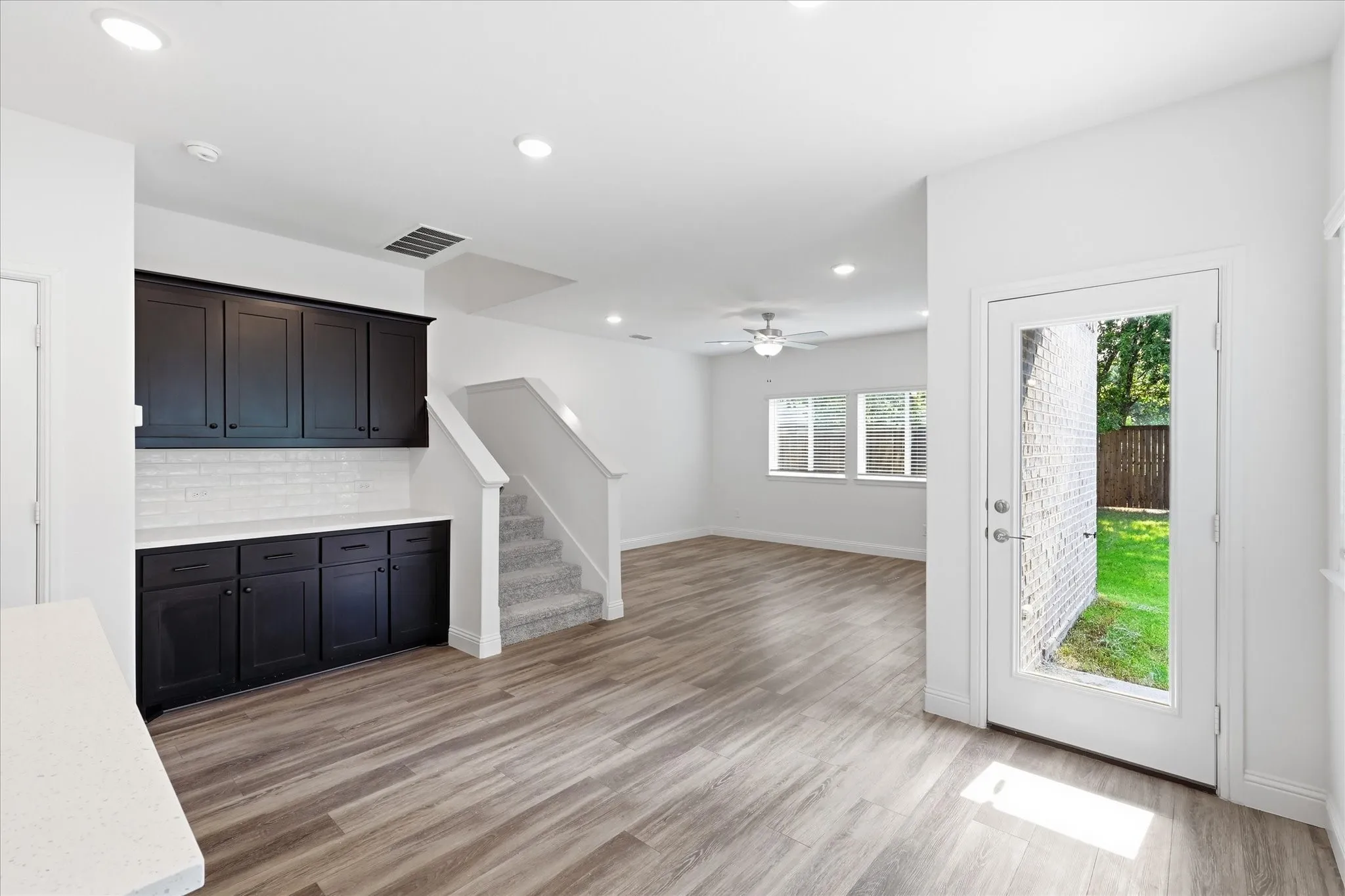 Townhouse For Rent in Collin County , 202 Griffith Drive 16, Princeton, Texas 75407, 3 Bedroom, 3 Bathroom, 1 Garage spaces, 1,552 Sqft, built in 2024, mls#21305033, Real Estate Agent in Princeton, Homes For Rent in Collin county, Homes For Rent in Princeton, Realtor in Princeton Texas, Real Estate Brokerage Independent Realty Texas, Luminita Cordes Realtor