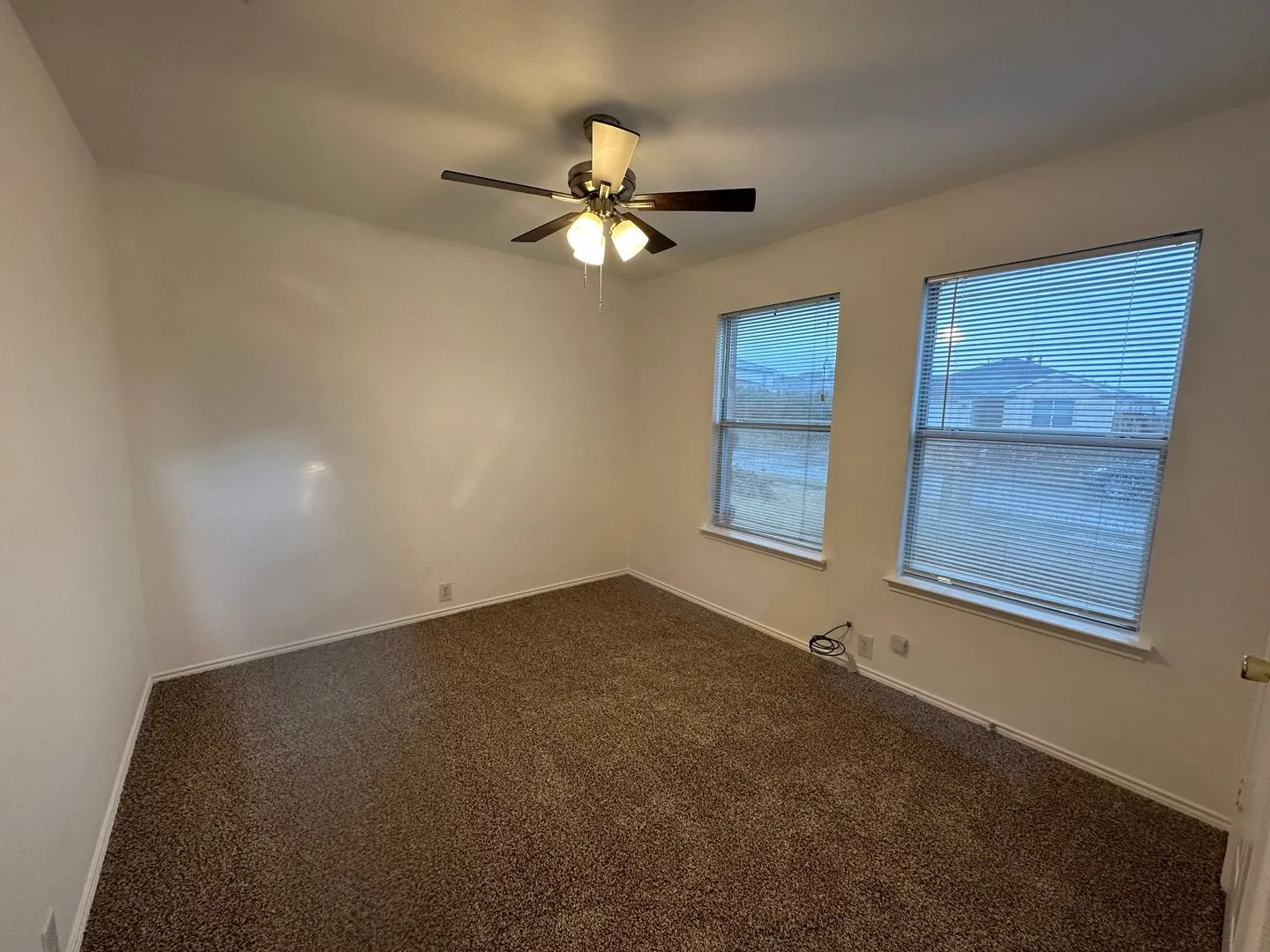 Single Family Residence For Rent in Tarrant County , 8255 Horse Whisper Lane, Fort Worth, Texas 76131, 3 Bedroom, 2 Bathroom, 2 Garage spaces, 1,566 Sqft, built in 2002, mls#21305071, Real Estate Agent in Fort Worth, Homes For Rent in Tarrant county, Homes For Rent in Fort Worth, Realtor in Fort Worth Texas, Real Estate Brokerage Independent Realty Texas, Luminita Cordes Realtor