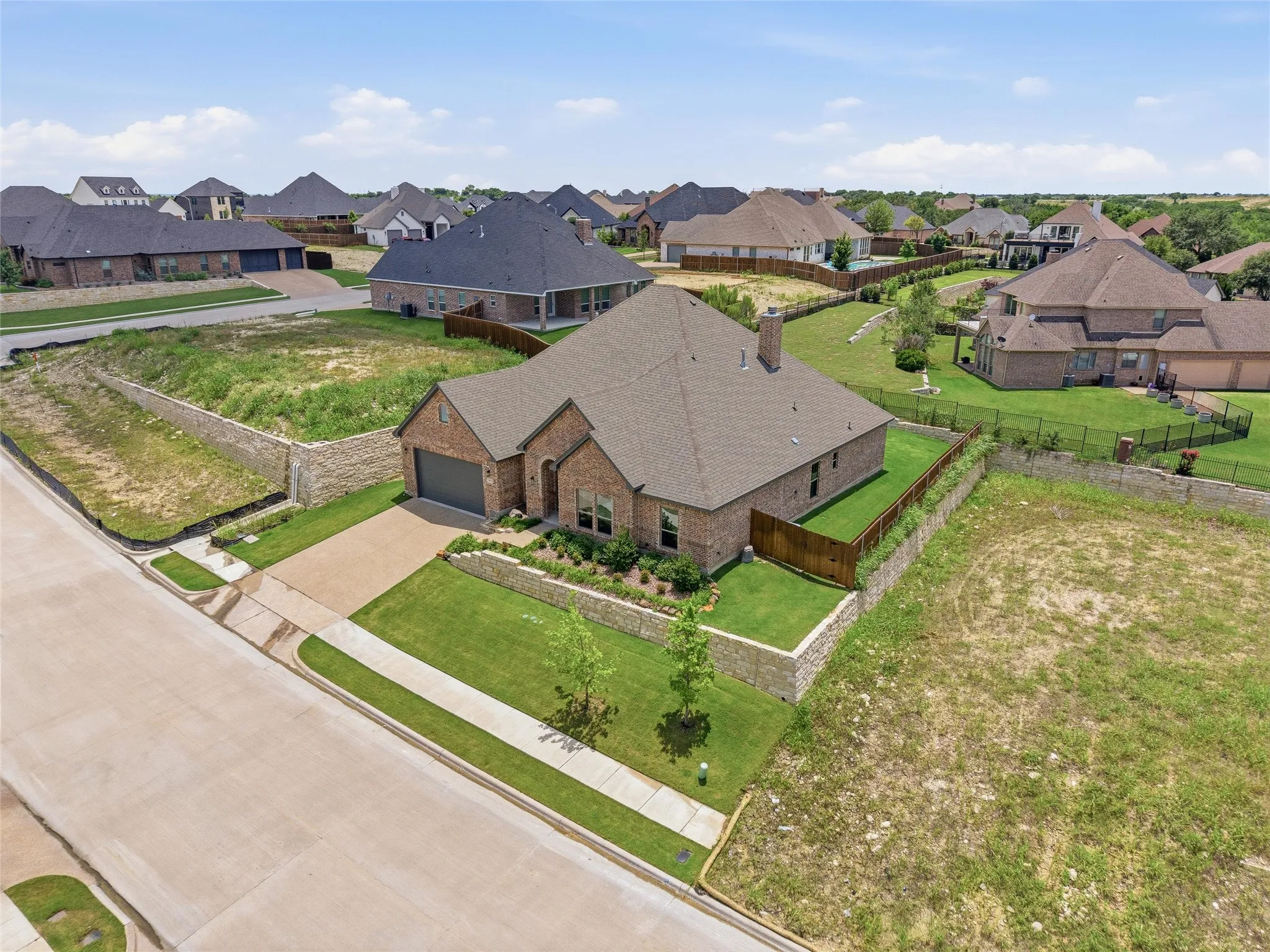 Single Family Residence For Sale in Tarrant County , 8110 Spanish Hills Drive, Benbrook, Texas 76126, 5 Bedroom, 3 Bathroom, 2 Garage spaces, 2,764 Sqft, built in 2024, mls#21302032, Real Estate Agent in Benbrook, Homes For Sale in Tarrant county, Homes For Sale in Benbrook, Realtor in Benbrook Texas, Real Estate Brokerage Independent Realty Texas, Luminita Cordes Realtor