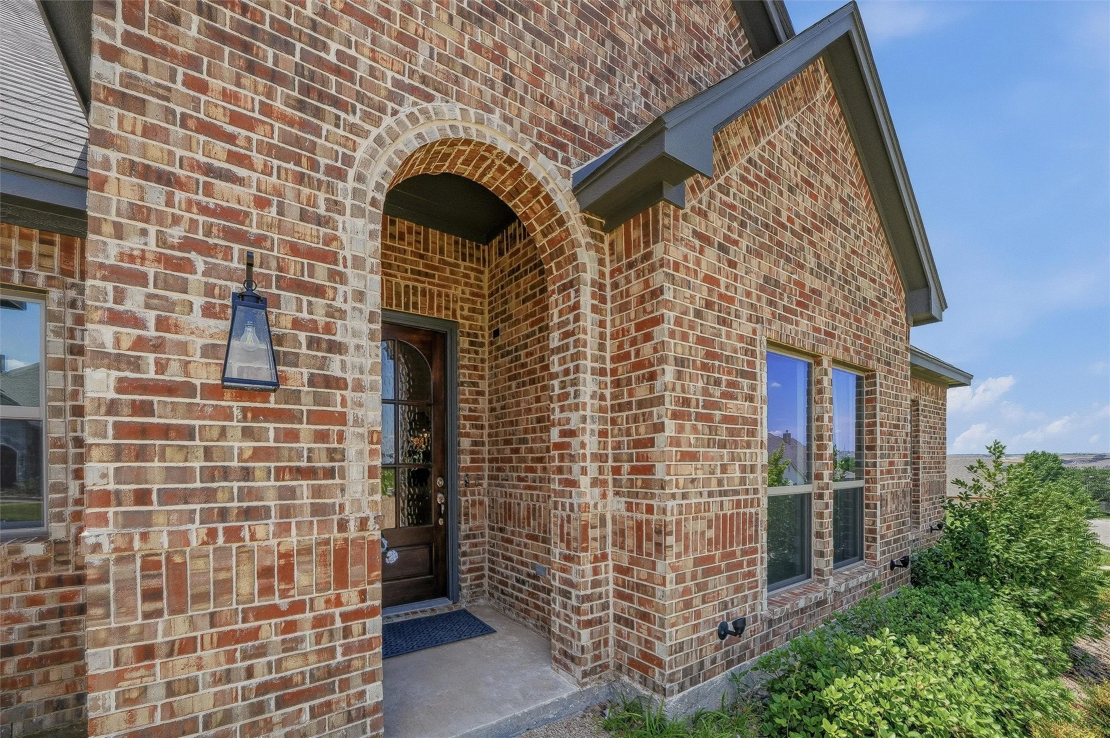 Single Family Residence For Sale in Tarrant County , 8110 Spanish Hills Drive, Benbrook, Texas 76126, 5 Bedroom, 3 Bathroom, 2 Garage spaces, 2,764 Sqft, built in 2024, mls#21302032, Real Estate Agent in Benbrook, Homes For Sale in Tarrant county, Homes For Sale in Benbrook, Realtor in Benbrook Texas, Real Estate Brokerage Independent Realty Texas, Luminita Cordes Realtor
