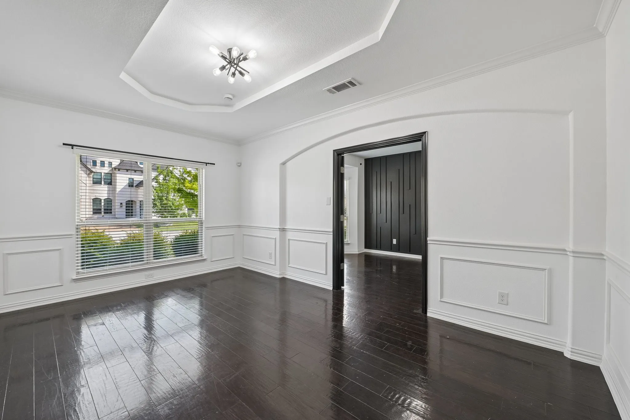 Single Family Residence For Sale in Denton County , 720 Yarrow Street, Little Elm, Texas 75068, 6 Bedroom, 4 Bathroom, 2 Garage spaces, 4,287 Sqft, built in 2016, mls#21304047, Real Estate Agent in Little Elm, Homes For Sale in Denton county, Homes For Sale in Little Elm, Realtor in Little Elm Texas, Real Estate Brokerage Independent Realty Texas, Luminita Cordes Realtor