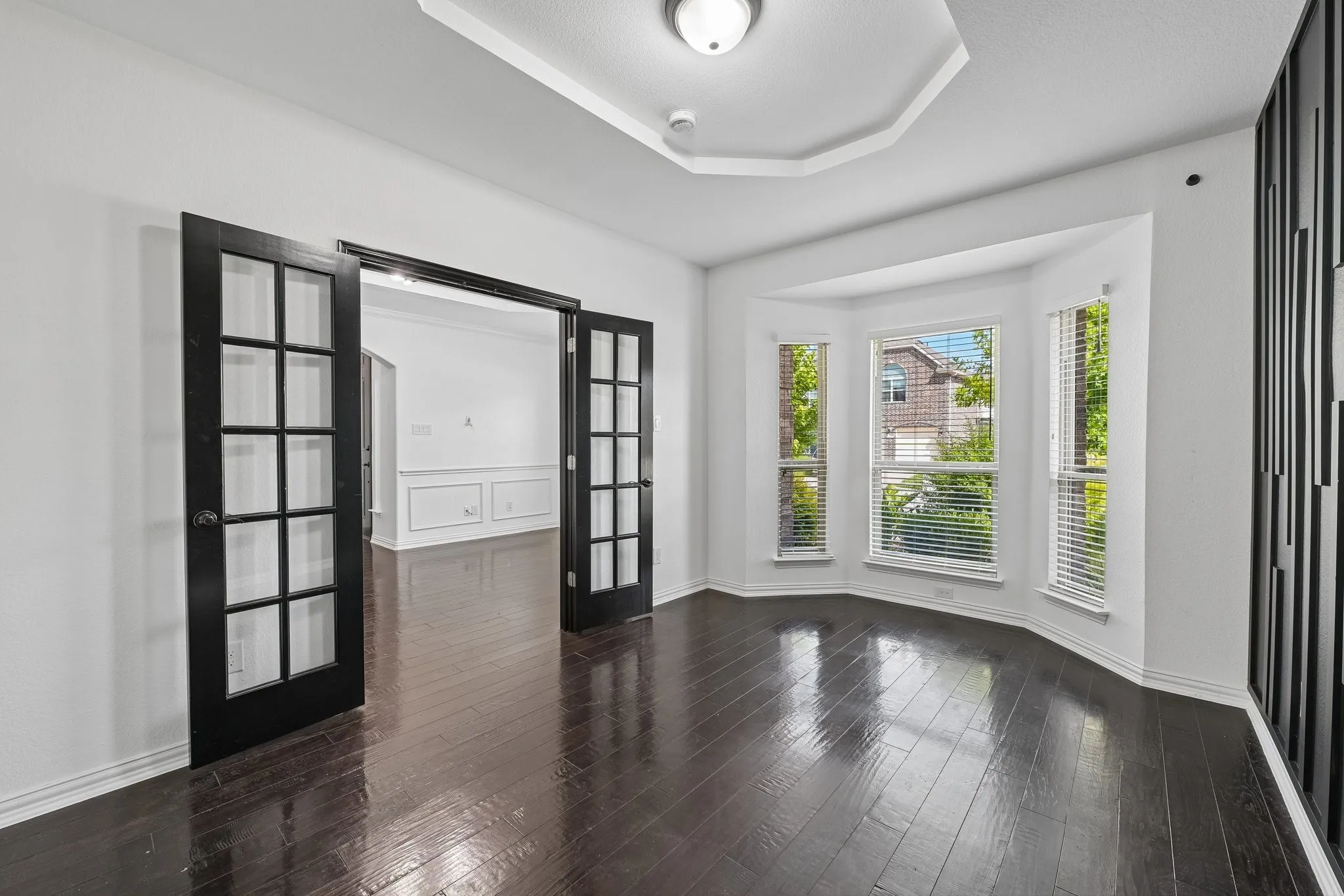 Single Family Residence For Sale in Denton County , 720 Yarrow Street, Little Elm, Texas 75068, 6 Bedroom, 4 Bathroom, 2 Garage spaces, 4,287 Sqft, built in 2016, mls#21304047, Real Estate Agent in Little Elm, Homes For Sale in Denton county, Homes For Sale in Little Elm, Realtor in Little Elm Texas, Real Estate Brokerage Independent Realty Texas, Luminita Cordes Realtor