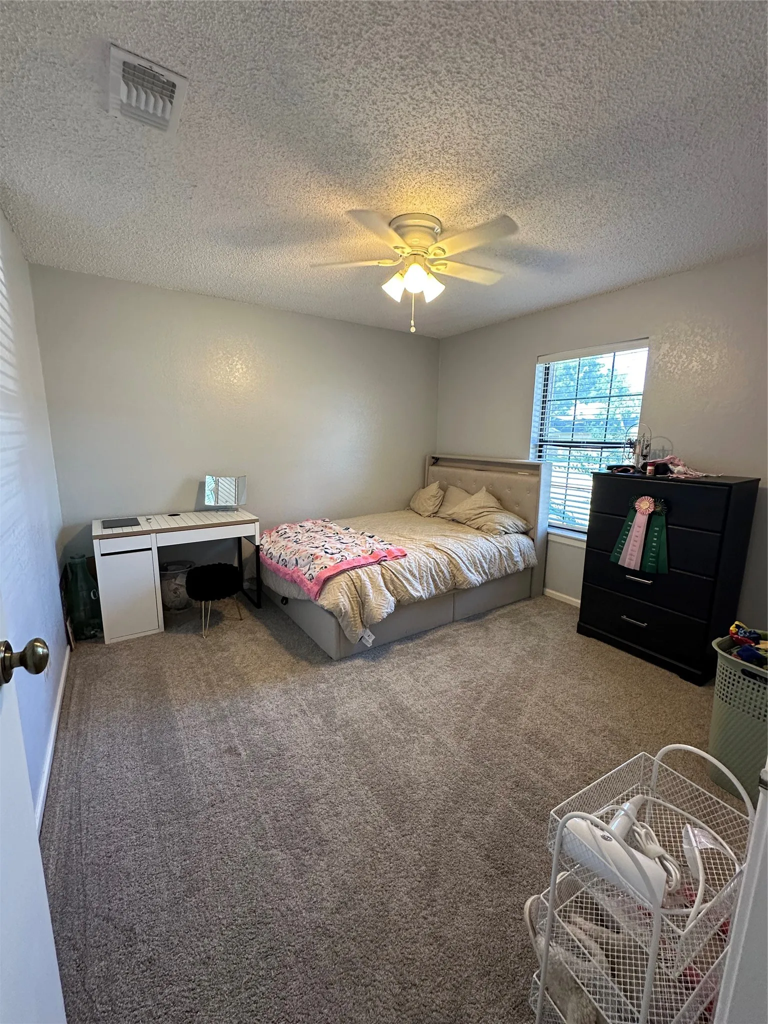 Single Family Residence For Rent in Dallas County , 884 Bitternut Drive, Coppell, Texas 75019, 3 Bedrooms, 2 Bathrooms, 2 Garage spaces, 1,545 Sqft, built in 1983, Price $2,550, mls#21305181, Real Estate Agent in Coppell, Homes For Rent in Dallas county, Homes For Rent in Coppell, Realtor in Coppell Texas, Real Estate Brokerage Independent Realty Texas, Luminita Cordes Realtor