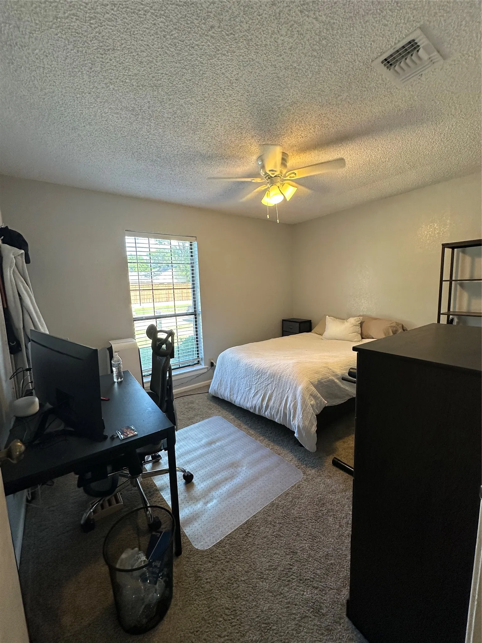 Single Family Residence For Rent in Dallas County , 884 Bitternut Drive, Coppell, Texas 75019, 3 Bedrooms, 2 Bathrooms, 2 Garage spaces, 1,545 Sqft, built in 1983, Price $2,550, mls#21305181, Real Estate Agent in Coppell, Homes For Rent in Dallas county, Homes For Rent in Coppell, Realtor in Coppell Texas, Real Estate Brokerage Independent Realty Texas, Luminita Cordes Realtor