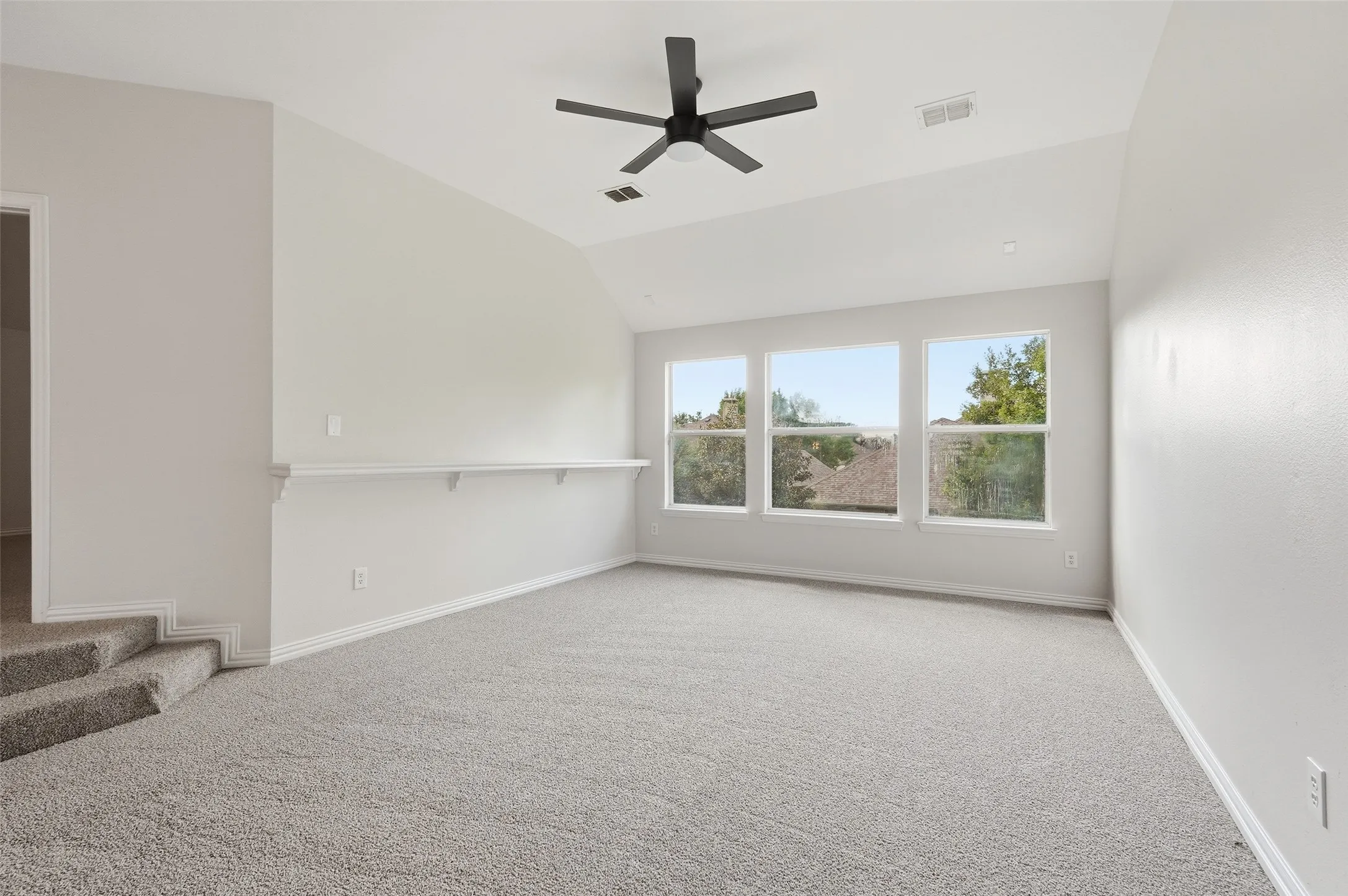 Single Family Residence For Sale in Denton County , 2649 Whispering Trail, Little Elm, Texas 75068, 5 Bedroom, 4 Bathroom, 2 Garage spaces, 3,508 Sqft, built in 2004, mls#21303368, Real Estate Agent in Little Elm, Homes For Sale in Denton county, Homes For Sale in Little Elm, Realtor in Little Elm Texas, Real Estate Brokerage Independent Realty Texas, Luminita Cordes Realtor