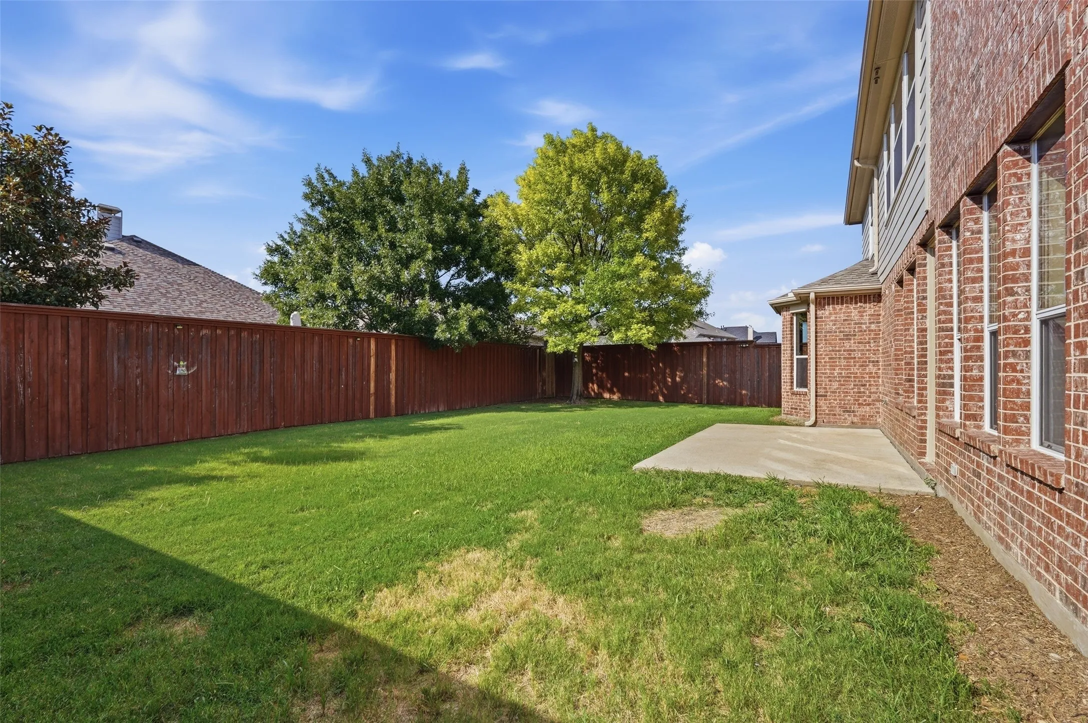 Single Family Residence For Sale in Denton County , 2649 Whispering Trail, Little Elm, Texas 75068, 5 Bedroom, 4 Bathroom, 2 Garage spaces, 3,508 Sqft, built in 2004, mls#21303368, Real Estate Agent in Little Elm, Homes For Sale in Denton county, Homes For Sale in Little Elm, Realtor in Little Elm Texas, Real Estate Brokerage Independent Realty Texas, Luminita Cordes Realtor