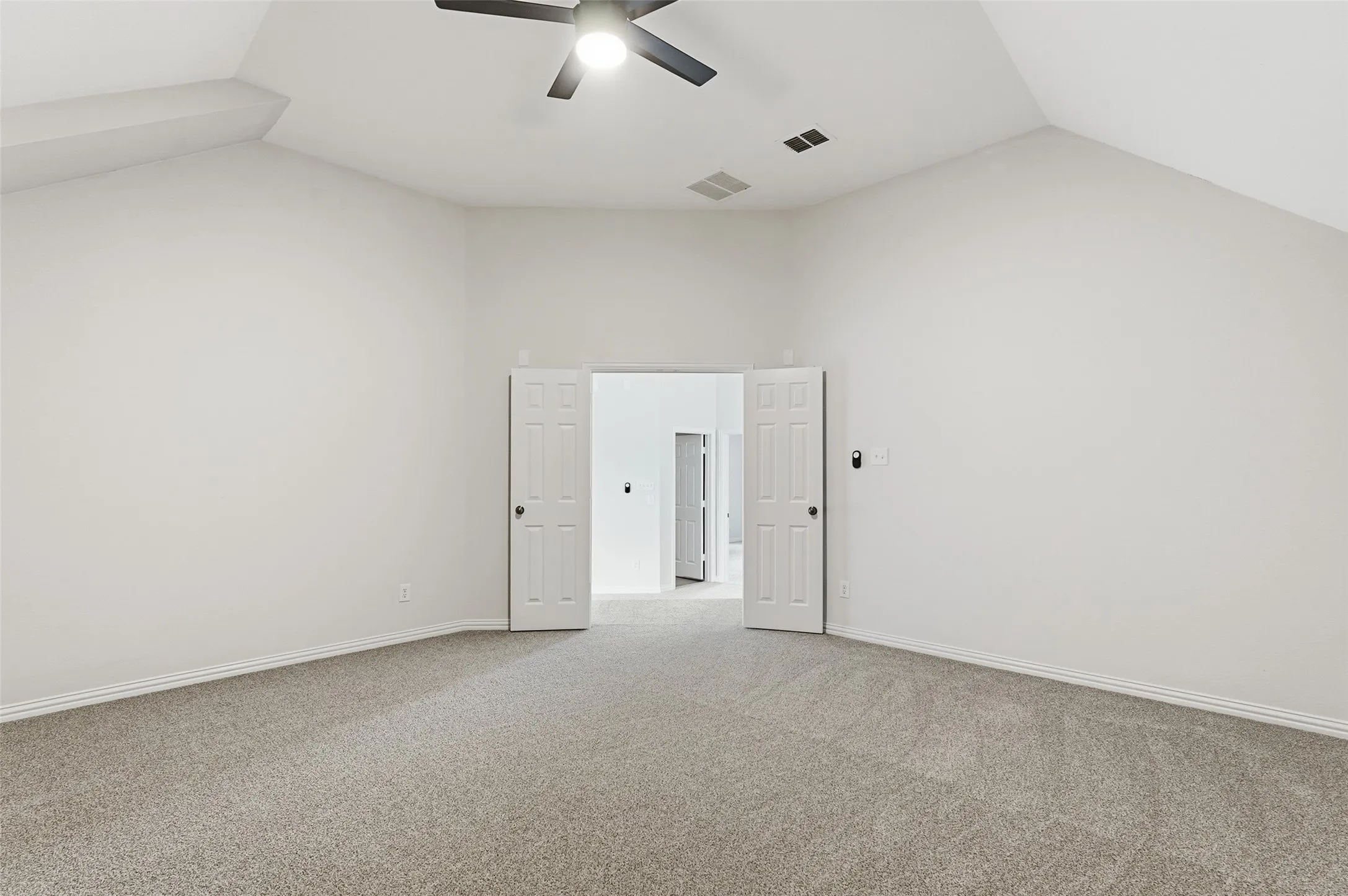 Single Family Residence For Sale in Denton County , 2649 Whispering Trail, Little Elm, Texas 75068, 5 Bedroom, 4 Bathroom, 2 Garage spaces, 3,508 Sqft, built in 2004, mls#21303368, Real Estate Agent in Little Elm, Homes For Sale in Denton county, Homes For Sale in Little Elm, Realtor in Little Elm Texas, Real Estate Brokerage Independent Realty Texas, Luminita Cordes Realtor
