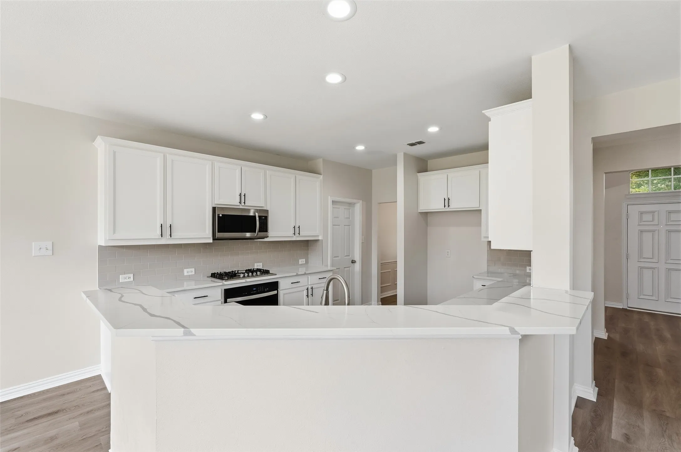 Single Family Residence For Sale in Denton County , 2649 Whispering Trail, Little Elm, Texas 75068, 5 Bedroom, 4 Bathroom, 2 Garage spaces, 3,508 Sqft, built in 2004, mls#21303368, Real Estate Agent in Little Elm, Homes For Sale in Denton county, Homes For Sale in Little Elm, Realtor in Little Elm Texas, Real Estate Brokerage Independent Realty Texas, Luminita Cordes Realtor