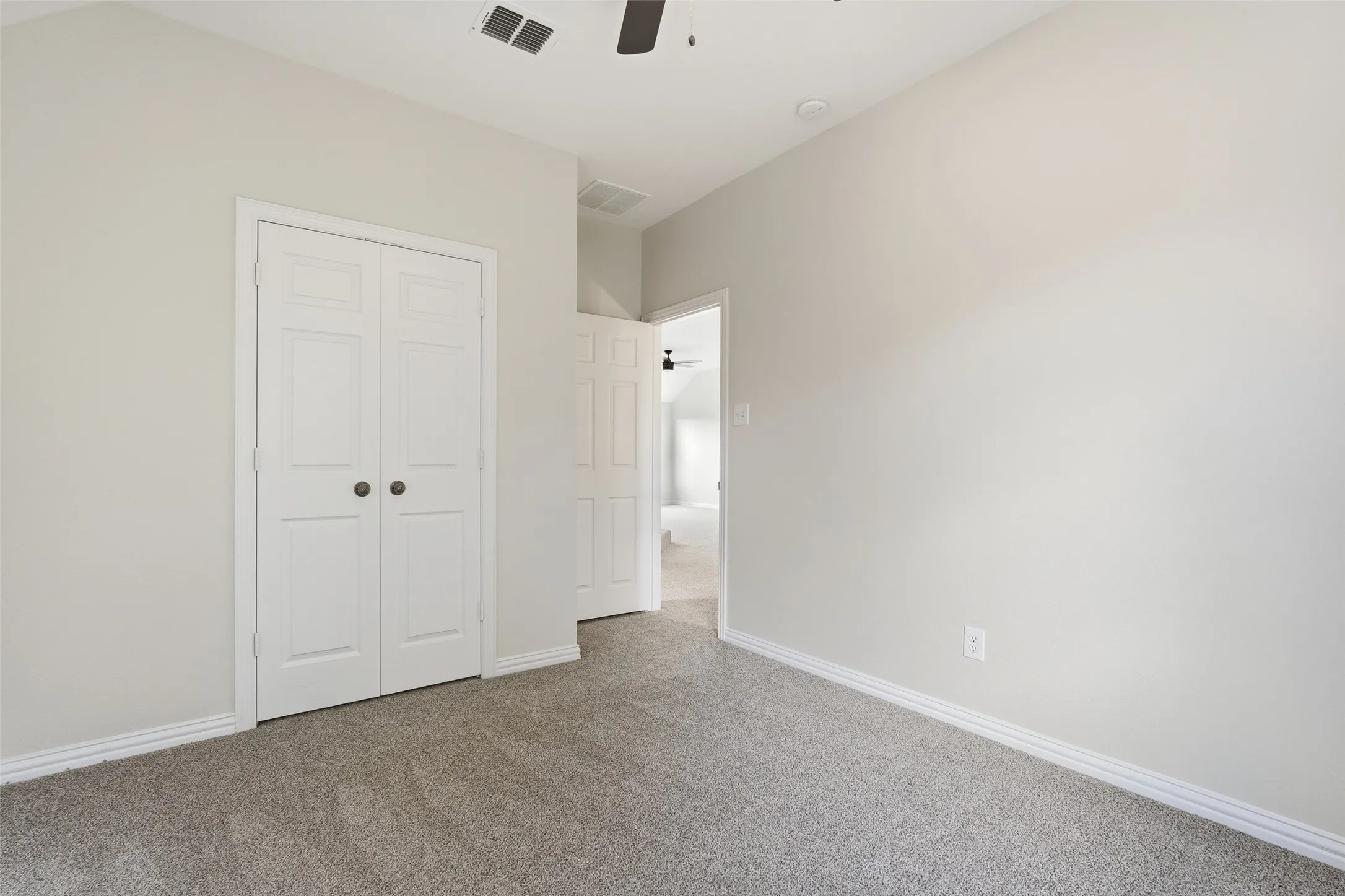 Single Family Residence For Sale in Denton County , 2649 Whispering Trail, Little Elm, Texas 75068, 5 Bedroom, 4 Bathroom, 2 Garage spaces, 3,508 Sqft, built in 2004, mls#21303368, Real Estate Agent in Little Elm, Homes For Sale in Denton county, Homes For Sale in Little Elm, Realtor in Little Elm Texas, Real Estate Brokerage Independent Realty Texas, Luminita Cordes Realtor
