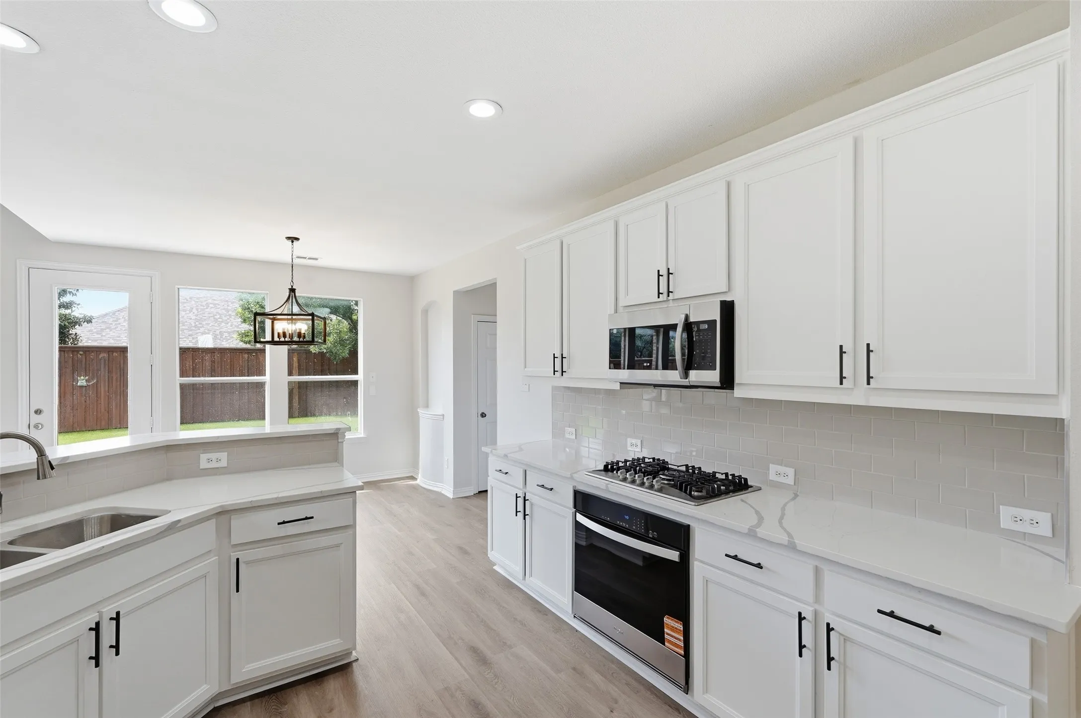 Single Family Residence For Sale in Denton County , 2649 Whispering Trail, Little Elm, Texas 75068, 5 Bedroom, 4 Bathroom, 2 Garage spaces, 3,508 Sqft, built in 2004, mls#21303368, Real Estate Agent in Little Elm, Homes For Sale in Denton county, Homes For Sale in Little Elm, Realtor in Little Elm Texas, Real Estate Brokerage Independent Realty Texas, Luminita Cordes Realtor