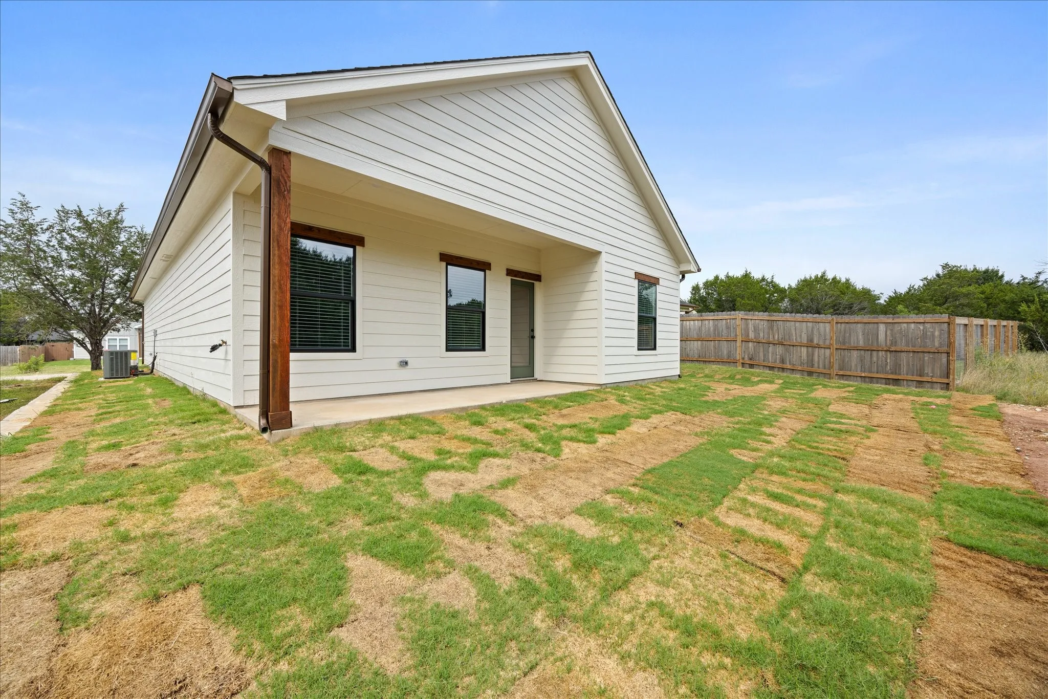 Single Family Residence For Sale in Hood County , 2603 Creekview Drive, Granbury, Texas 76048, 3 Bedroom, 2 Bathroom, 1 Garage spaces, 1,292 Sqft, built in 2026, mls#21304479, Real Estate Agent in Granbury, Homes For Sale in Hood county, Homes For Sale in Granbury, Realtor in Granbury Texas, Real Estate Brokerage Independent Realty Texas, Luminita Cordes Realtor
