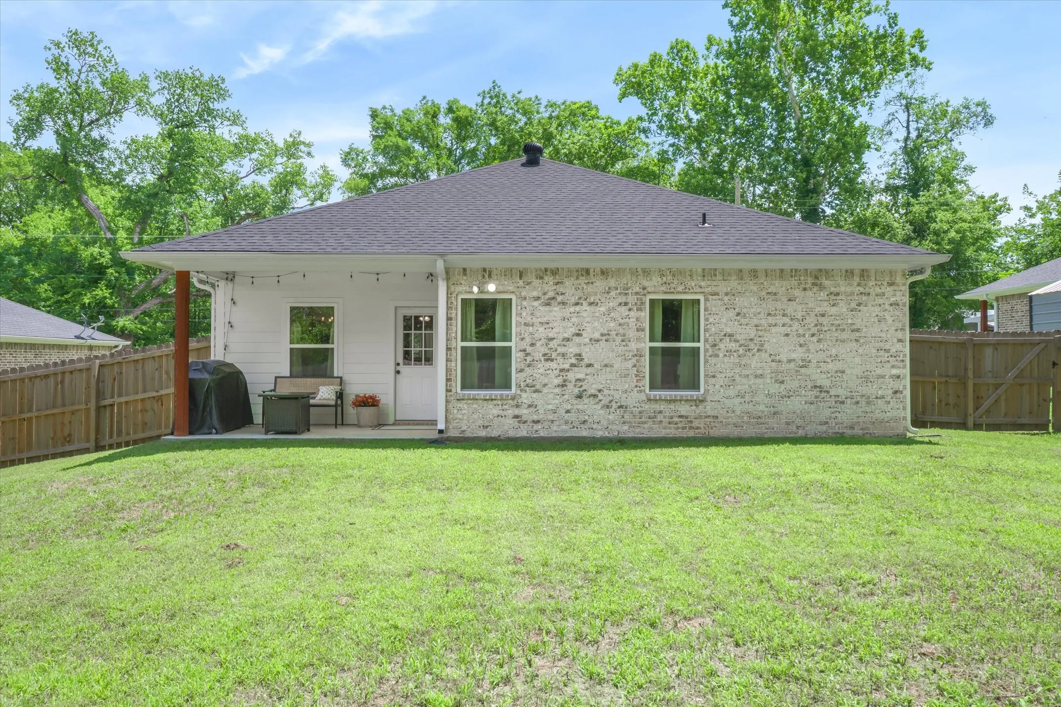Single Family Residence For Sale in Henderson County , 10883 Browning Street, Brownsboro, Texas 75756, 3 Bedrooms, 2 Bathrooms, 2 Garage spaces, 1,450 Sqft, built in 2023, Price $268,000, mls#21305199, Real Estate Agent in Brownsboro, Homes For Sale in Henderson county, Homes For Sale in Brownsboro, Realtor in Brownsboro Texas, Real Estate Brokerage Independent Realty Texas, Luminita Cordes Realtor