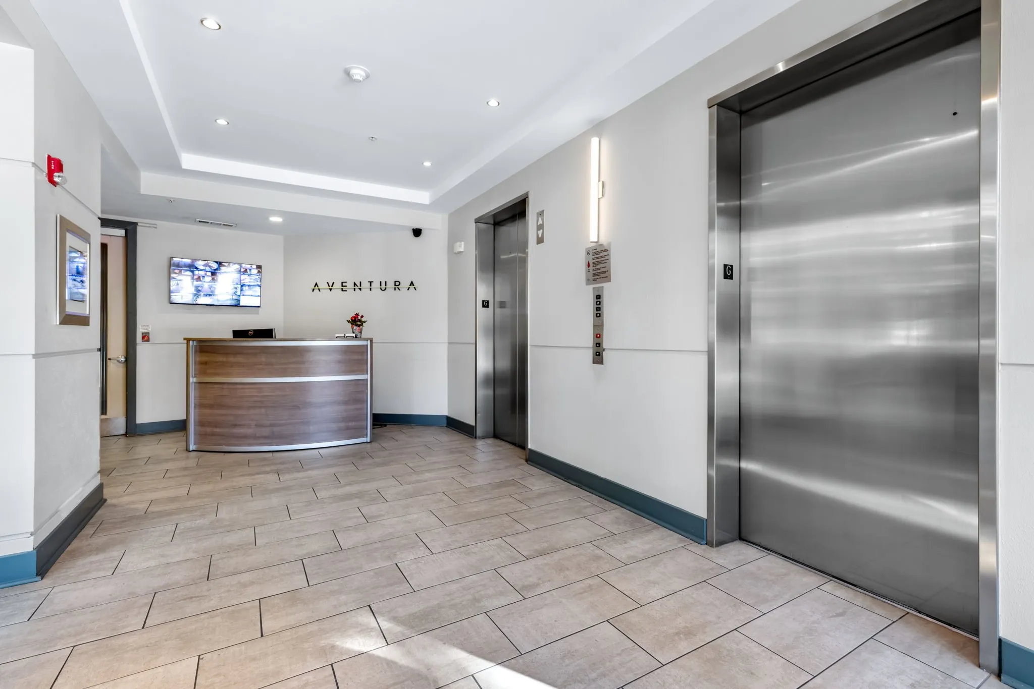 Residents and guests are greeted by an on site concierge, adding a level of convenience, sophistication and security to your experience.