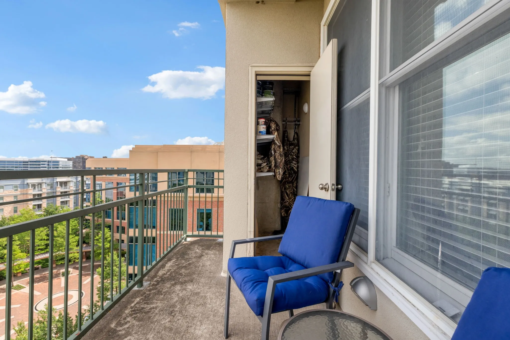 Condominium For Sale in Dallas County , 5055 Addison Circle 731, Addison, Texas 75001, 2 Bedroom, 2 Bathroom, 2 Garage spaces, 1,912 Sqft, built in 2000, mls#21303931, Real Estate Agent in Addison, Homes For Sale in Dallas county, Homes For Sale in Addison, Realtor in Addison Texas, Real Estate Brokerage Independent Realty Texas, Luminita Cordes Realtor