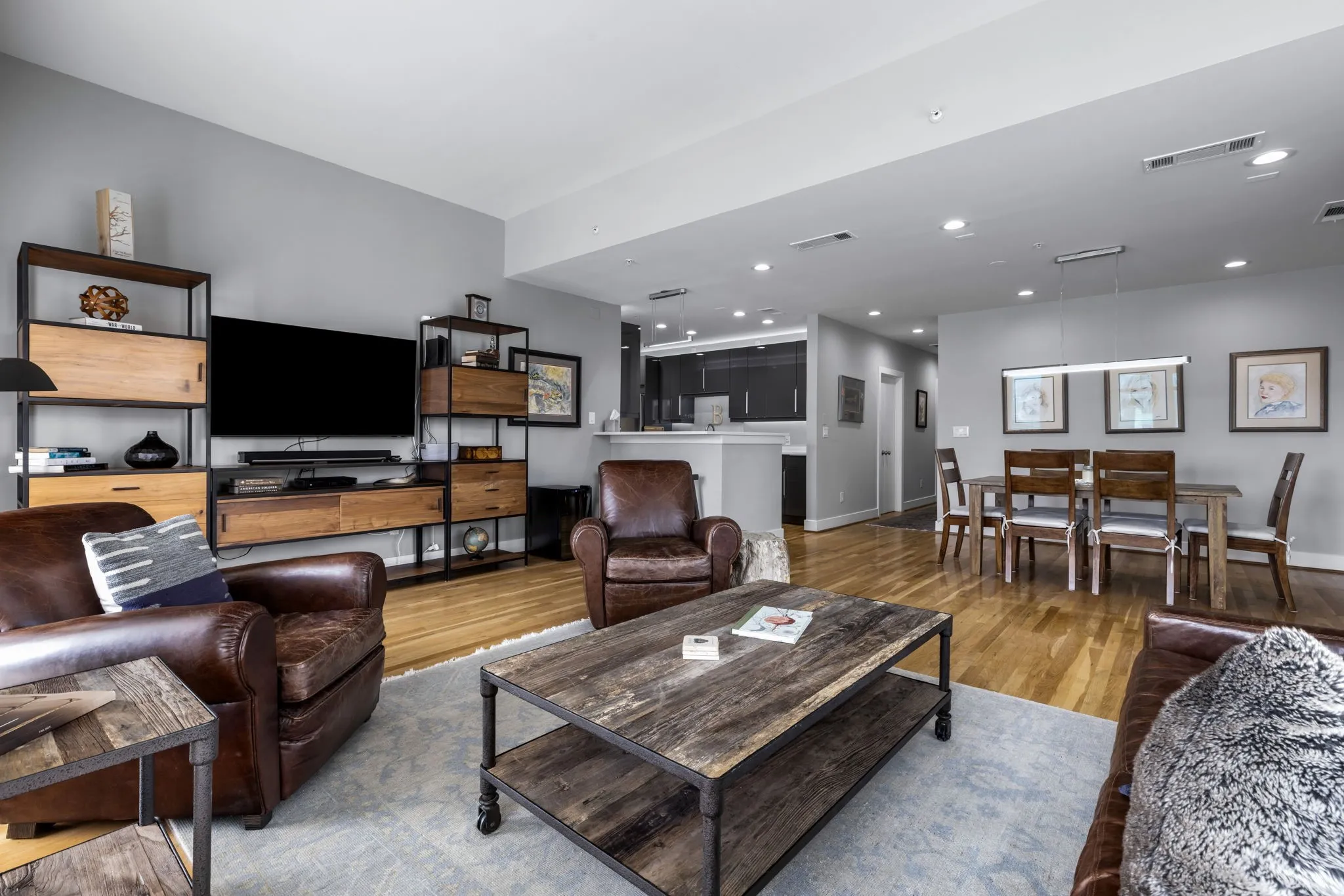 Looking back toward the kitchen. Entertaining here is a breeze.