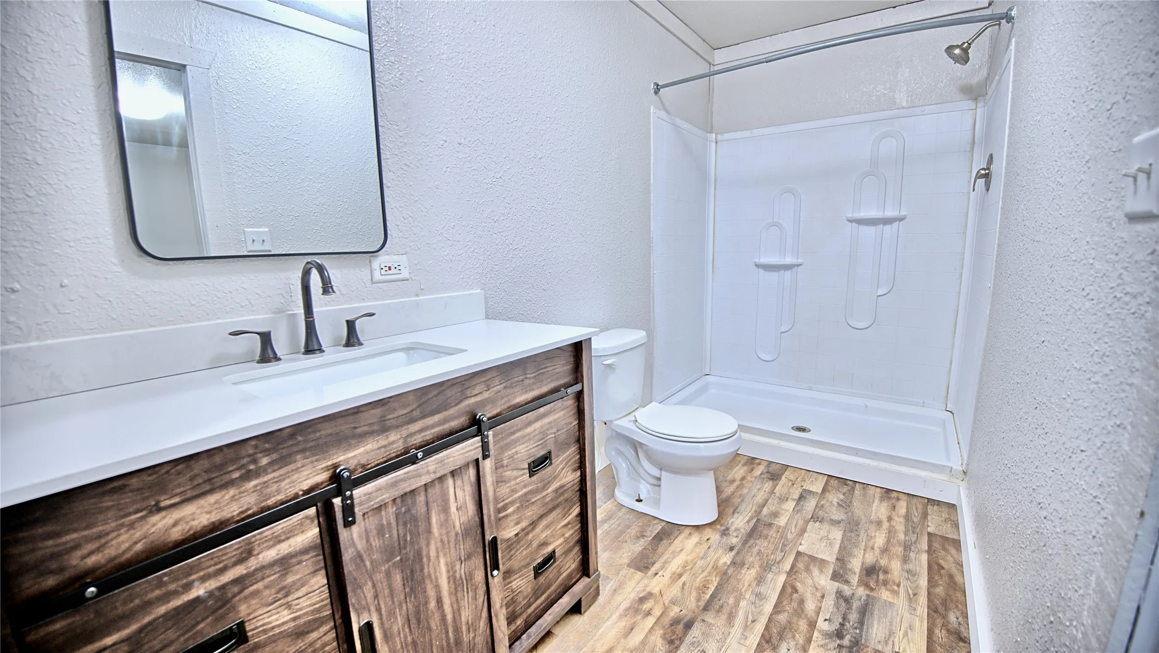 Single Family Residence For Sale in Montague County , 504 Fannin Street, Nocona, Texas 76255, 3 Bedroom, 2 Bathroom, Garage spaces, 1,152 Sqft, built in 2019, mls#21303400, Real Estate Agent in Nocona, Homes For Sale in Montague county, Homes For Sale in Nocona, Realtor in Nocona Texas, Real Estate Brokerage Independent Realty Texas, Luminita Cordes Realtor