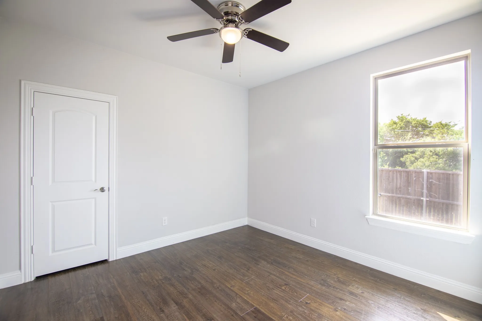 Single Family Residence For Sale in Dallas County , 3308 Highgate Court, Sachse, Texas 75048, 3 Bedroom, 2 Bathroom, 2 Garage spaces, 2,372 Sqft, built in 2020, mls#21305244, Real Estate Agent in Sachse, Homes For Sale in Dallas county, Homes For Sale in Sachse, Realtor in Sachse Texas, Real Estate Brokerage Independent Realty Texas, Luminita Cordes Realtor