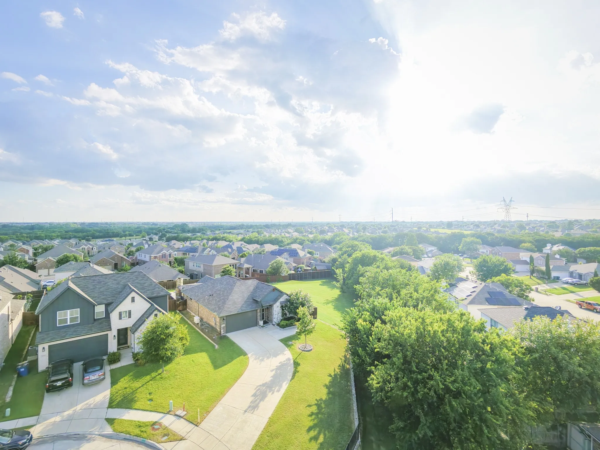 Single Family Residence For Sale in Dallas County , 3308 Highgate Court, Sachse, Texas 75048, 3 Bedroom, 2 Bathroom, 2 Garage spaces, 2,372 Sqft, built in 2020, mls#21305244, Real Estate Agent in Sachse, Homes For Sale in Dallas county, Homes For Sale in Sachse, Realtor in Sachse Texas, Real Estate Brokerage Independent Realty Texas, Luminita Cordes Realtor