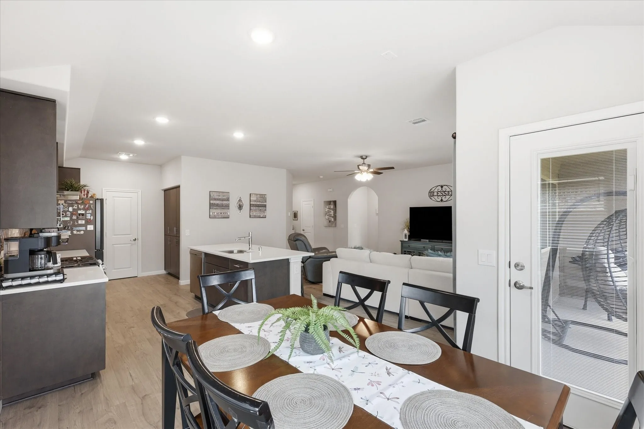 Single Family Residence For Sale in Kaufman County , 3615 Big Nemaha Drive, Crandall, Texas 75114, 3 Bedroom, 2 Bathroom, 2 Garage spaces, 1,650 Sqft, built in 2023, mls#21303411, Real Estate Agent in Crandall, Homes For Sale in Kaufman county, Homes For Sale in Crandall, Realtor in Crandall Texas, Real Estate Brokerage Independent Realty Texas, Luminita Cordes Realtor