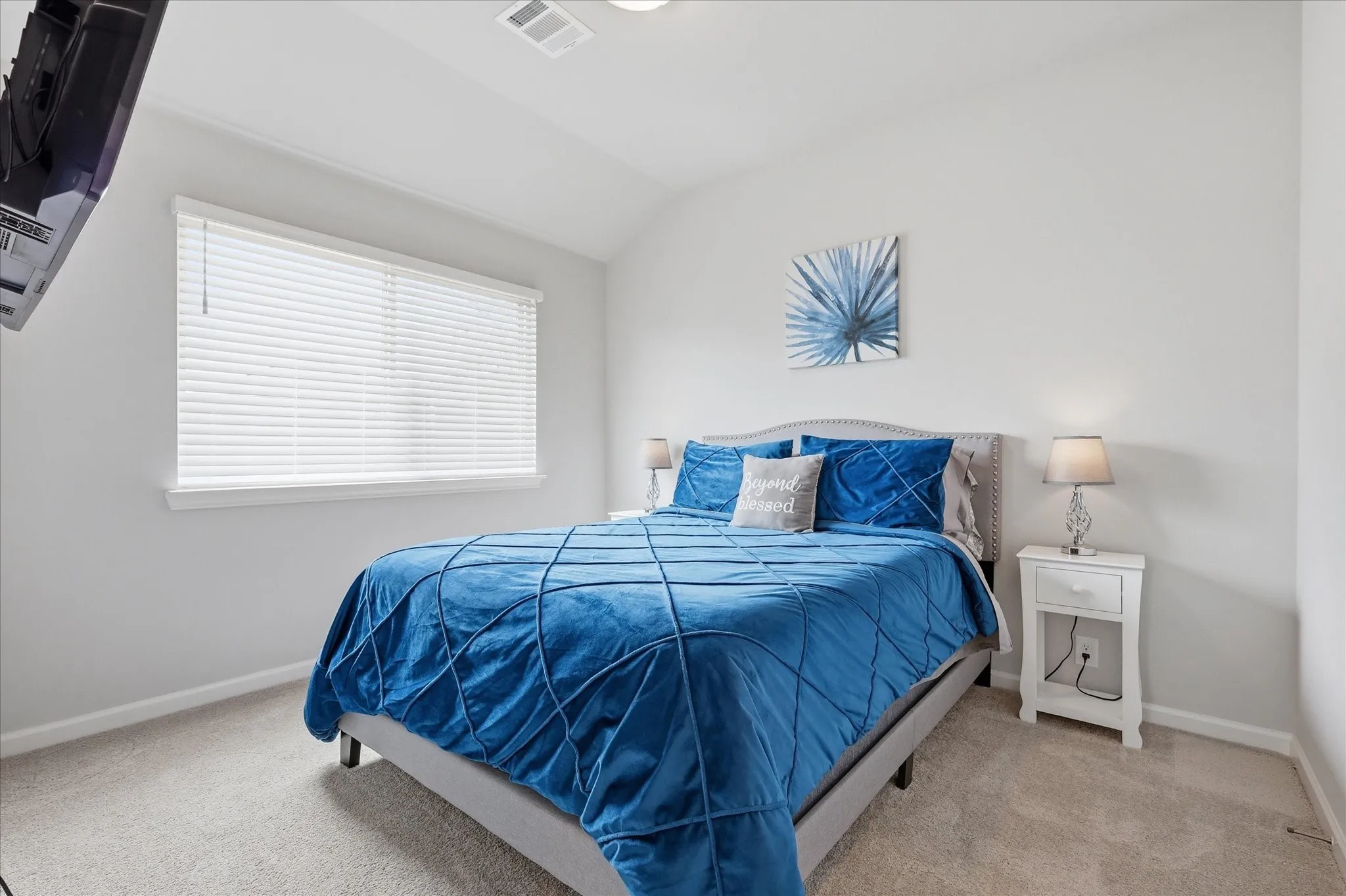 Single Family Residence For Sale in Kaufman County , 3615 Big Nemaha Drive, Crandall, Texas 75114, 3 Bedroom, 2 Bathroom, 2 Garage spaces, 1,650 Sqft, built in 2023, mls#21303411, Real Estate Agent in Crandall, Homes For Sale in Kaufman county, Homes For Sale in Crandall, Realtor in Crandall Texas, Real Estate Brokerage Independent Realty Texas, Luminita Cordes Realtor