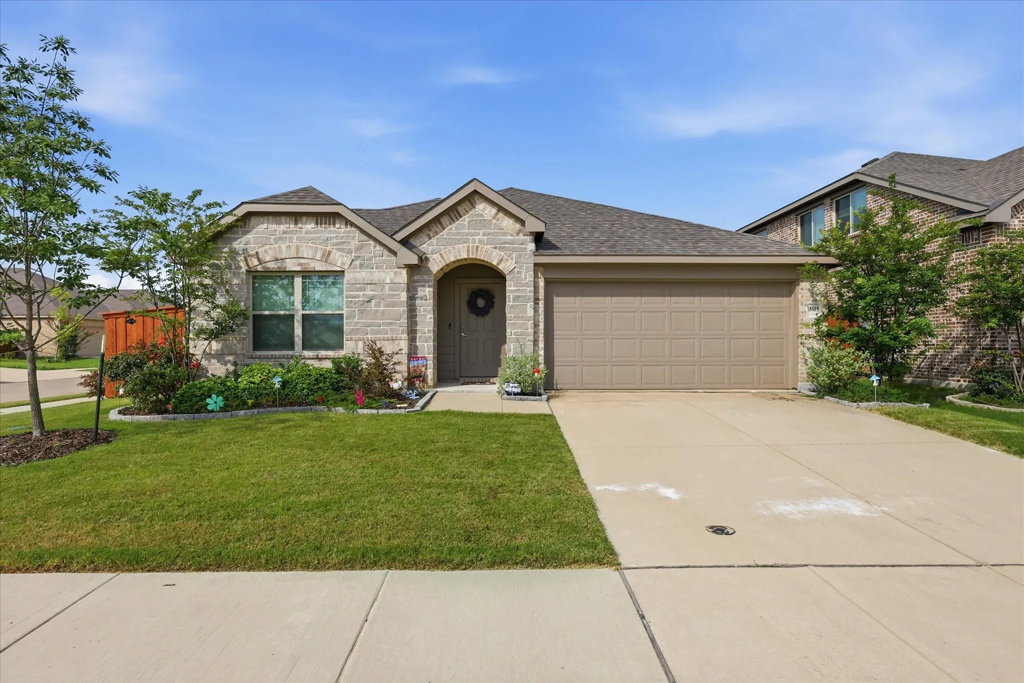 Single Family Residence For Sale in Kaufman County , 3615 Big Nemaha Drive, Crandall, Texas 75114, 3 Bedroom, 2 Bathroom, 2 Garage spaces, 1,650 Sqft, built in 2023, mls#21303411, Real Estate Agent in Crandall, Homes For Sale in Kaufman county, Homes For Sale in Crandall, Realtor in Crandall Texas, Real Estate Brokerage Independent Realty Texas, Luminita Cordes Realtor