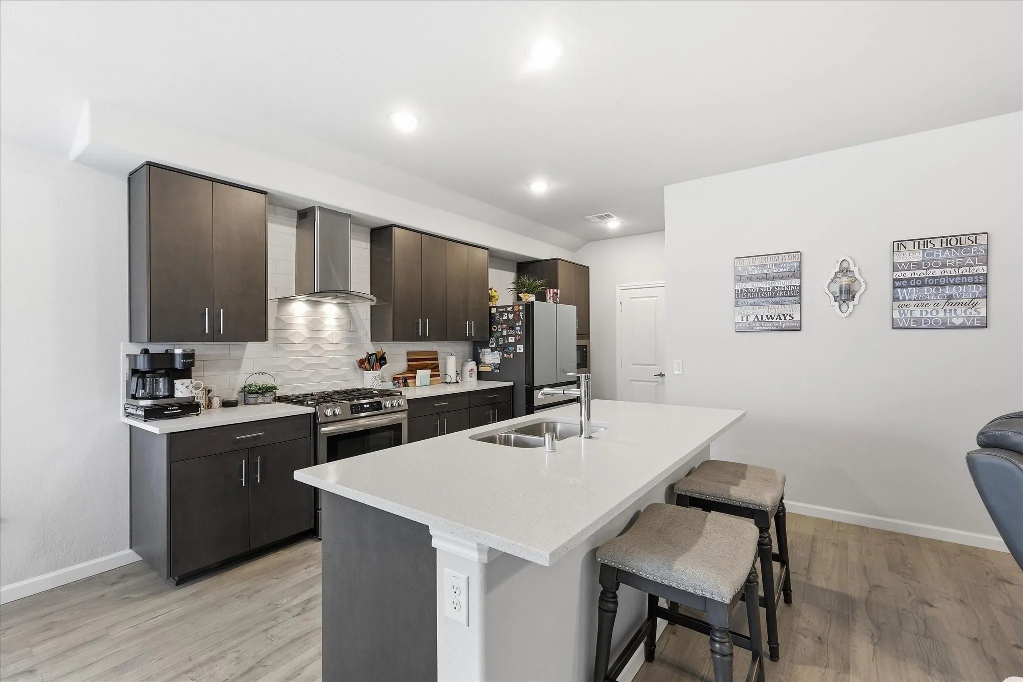 Single Family Residence For Sale in Kaufman County , 3615 Big Nemaha Drive, Crandall, Texas 75114, 3 Bedroom, 2 Bathroom, 2 Garage spaces, 1,650 Sqft, built in 2023, mls#21303411, Real Estate Agent in Crandall, Homes For Sale in Kaufman county, Homes For Sale in Crandall, Realtor in Crandall Texas, Real Estate Brokerage Independent Realty Texas, Luminita Cordes Realtor