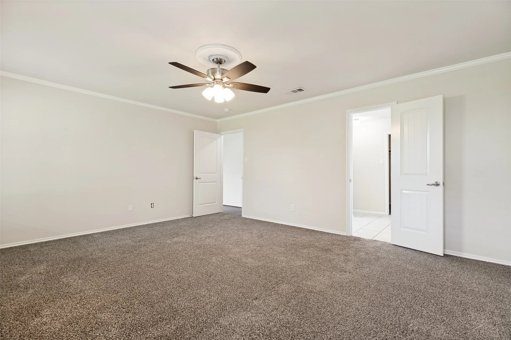 Single Family Residence For Sale in Collin County , 728 Mahogany Drive, Anna, Texas 75409, 3 Bedroom, 3 Bathroom, 2 Garage spaces, 2,196 Sqft, built in 2007, mls#21303809, Real Estate Agent in Anna, Homes For Sale in Collin county, Homes For Sale in Anna, Realtor in Anna Texas, Real Estate Brokerage Independent Realty Texas, Luminita Cordes Realtor