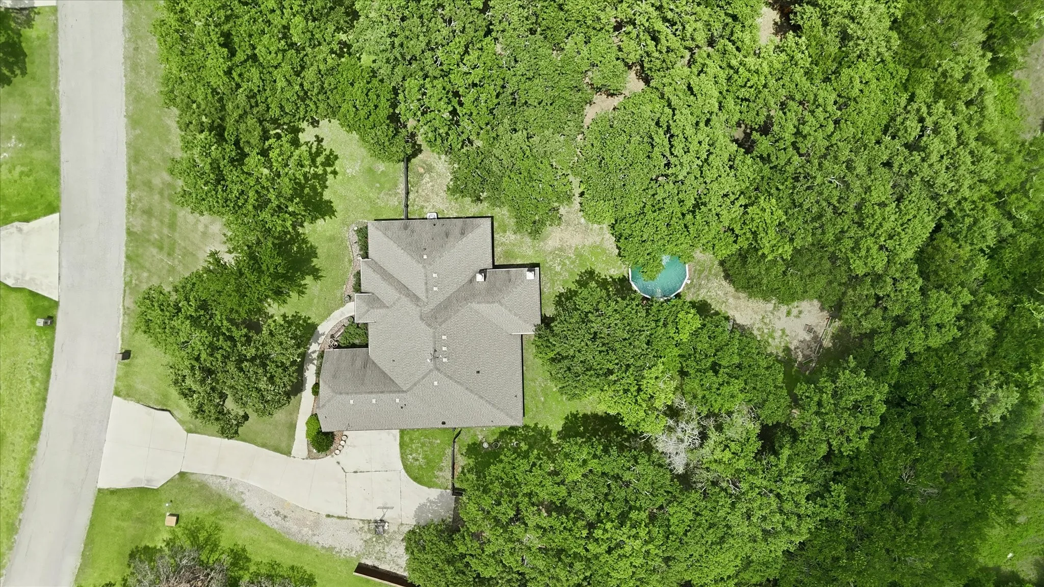 Single Family Residence For Sale in Parker County , 145 Foxpointe Circle, Weatherford, Texas 76087, 4 Bedroom, 2 Bathroom, 2 Garage spaces, 2,228 Sqft, built in 2014, mls#21305269, Real Estate Agent in Weatherford, Homes For Sale in Parker county, Homes For Sale in Weatherford, Realtor in Weatherford Texas, Real Estate Brokerage Independent Realty Texas, Luminita Cordes Realtor
