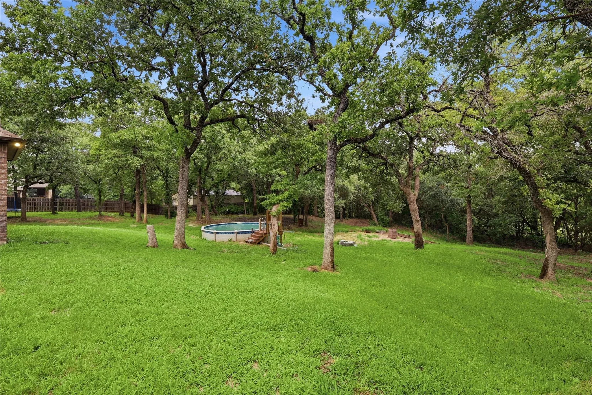 Single Family Residence For Sale in Parker County , 145 Foxpointe Circle, Weatherford, Texas 76087, 4 Bedroom, 2 Bathroom, 2 Garage spaces, 2,228 Sqft, built in 2014, mls#21305269, Real Estate Agent in Weatherford, Homes For Sale in Parker county, Homes For Sale in Weatherford, Realtor in Weatherford Texas, Real Estate Brokerage Independent Realty Texas, Luminita Cordes Realtor