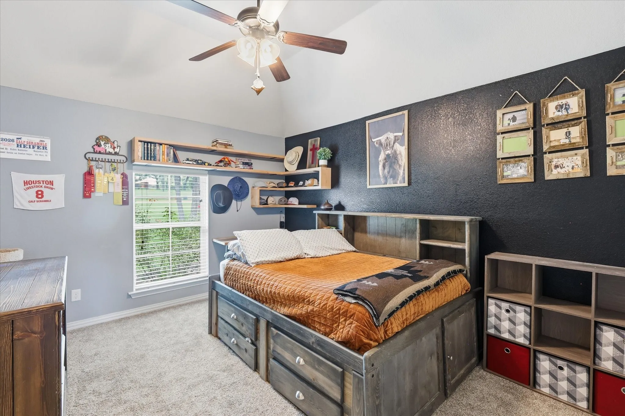 Single Family Residence For Sale in Parker County , 145 Foxpointe Circle, Weatherford, Texas 76087, 4 Bedroom, 2 Bathroom, 2 Garage spaces, 2,228 Sqft, built in 2014, mls#21305269, Real Estate Agent in Weatherford, Homes For Sale in Parker county, Homes For Sale in Weatherford, Realtor in Weatherford Texas, Real Estate Brokerage Independent Realty Texas, Luminita Cordes Realtor