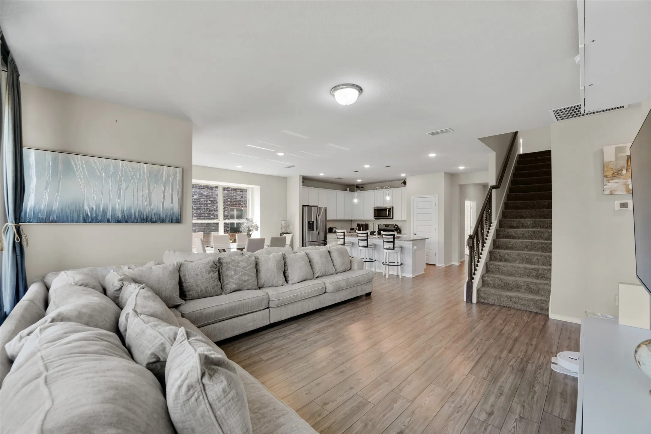 Single Family Residence For Sale in Ellis County , 2233 Burning Bush Lane, Waxahachie, Texas 75167, 4 Bedroom, 3 Bathroom, 2 Garage spaces, 2,771 Sqft, built in 2021, mls#21305261, Real Estate Agent in Waxahachie, Homes For Sale in Ellis county, Homes For Sale in Waxahachie, Realtor in Waxahachie Texas, Real Estate Brokerage Independent Realty Texas, Luminita Cordes Realtor