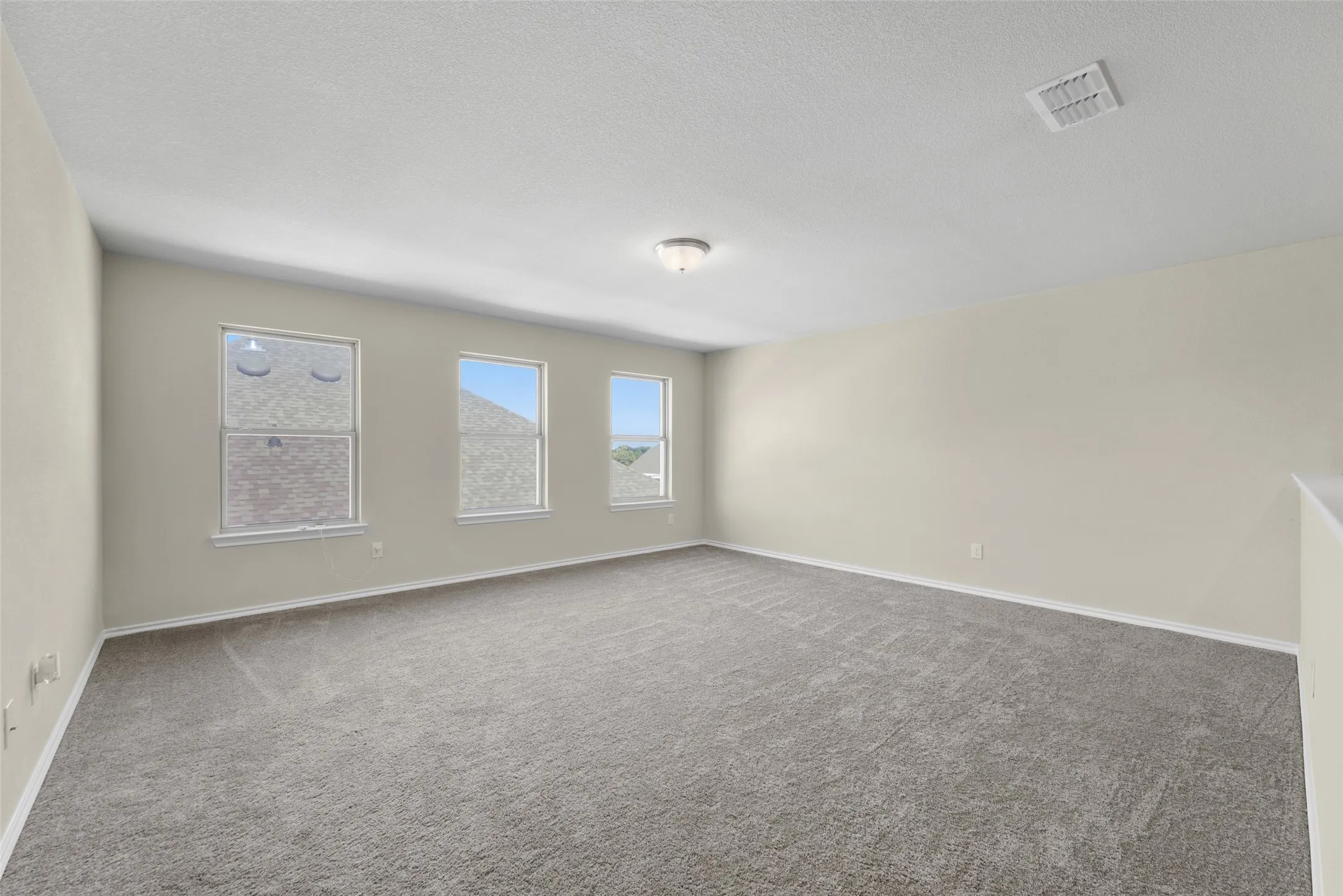 Single Family Residence For Sale in Ellis County , 2233 Burning Bush Lane, Waxahachie, Texas 75167, 4 Bedroom, 3 Bathroom, 2 Garage spaces, 2,771 Sqft, built in 2021, mls#21305261, Real Estate Agent in Waxahachie, Homes For Sale in Ellis county, Homes For Sale in Waxahachie, Realtor in Waxahachie Texas, Real Estate Brokerage Independent Realty Texas, Luminita Cordes Realtor
