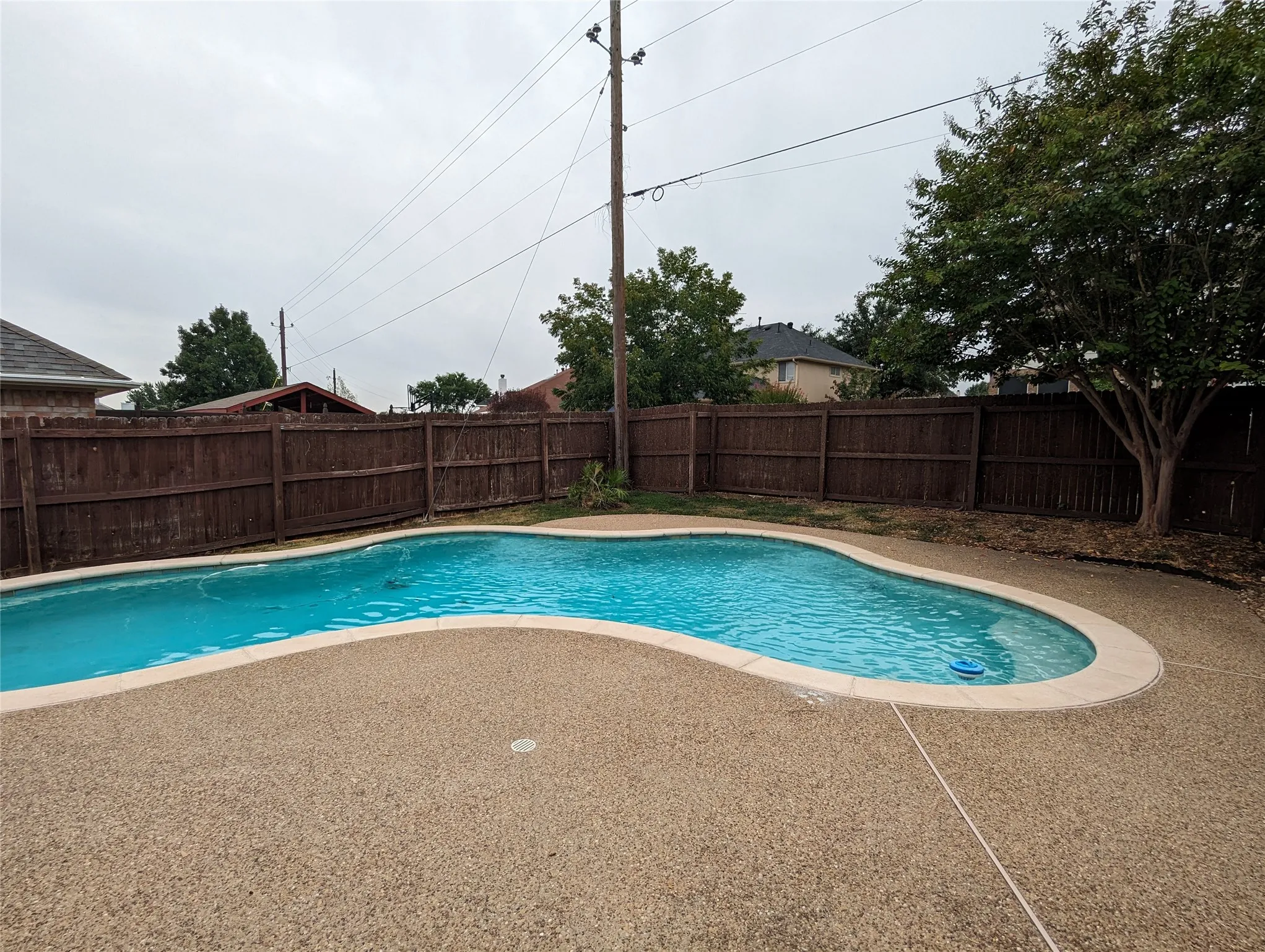 Single Family Residence For Rent in Dallas County , 2008 Valley Falls Avenue, Mesquite, Texas 75181, 3 Bedroom, 2 Bathroom, 2 Garage spaces, 1,674 Sqft, built in 1987, mls#21305288, Real Estate Agent in Mesquite, Homes For Rent in Dallas county, Homes For Rent in Mesquite, Realtor in Mesquite Texas, Real Estate Brokerage Independent Realty Texas, Luminita Cordes Realtor