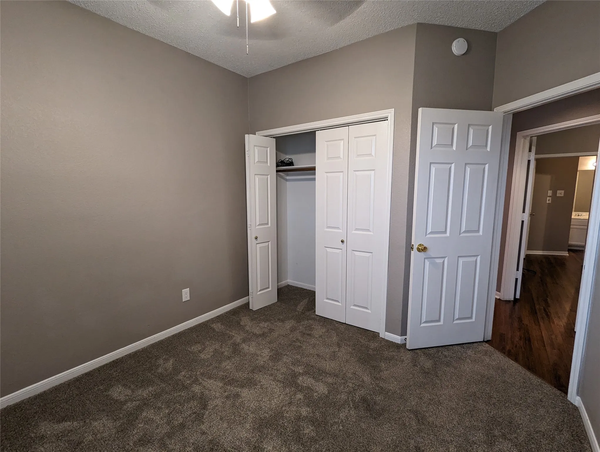 Single Family Residence For Rent in Dallas County , 2008 Valley Falls Avenue, Mesquite, Texas 75181, 3 Bedroom, 2 Bathroom, 2 Garage spaces, 1,674 Sqft, built in 1987, mls#21305288, Real Estate Agent in Mesquite, Homes For Rent in Dallas county, Homes For Rent in Mesquite, Realtor in Mesquite Texas, Real Estate Brokerage Independent Realty Texas, Luminita Cordes Realtor