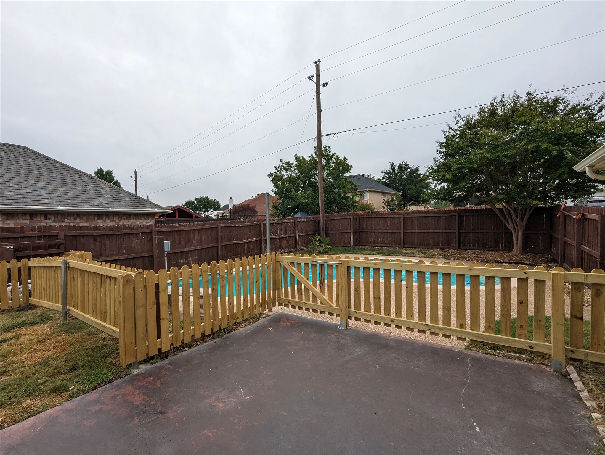 Single Family Residence For Rent in Dallas County , 2008 Valley Falls Avenue, Mesquite, Texas 75181, 3 Bedroom, 2 Bathroom, 2 Garage spaces, 1,674 Sqft, built in 1987, mls#21305288, Real Estate Agent in Mesquite, Homes For Rent in Dallas county, Homes For Rent in Mesquite, Realtor in Mesquite Texas, Real Estate Brokerage Independent Realty Texas, Luminita Cordes Realtor