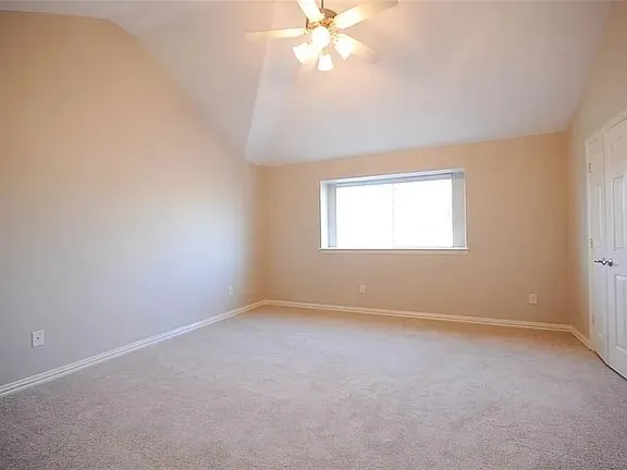 Townhouse For Rent in Dallas County , 3652 vienna Street, Irving, Texas 75038, 3 Bedroom, 4 Bathroom, 2 Garage spaces, 1,817 Sqft, built in 2010, mls#21305311, Real Estate Agent in Irving, Homes For Rent in Dallas county, Homes For Rent in Irving, Realtor in Irving Texas, Real Estate Brokerage Independent Realty Texas, Luminita Cordes Realtor