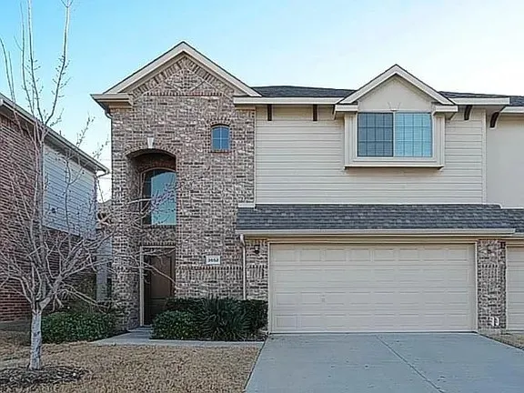 Townhouse For Rent in Dallas County , 3652 vienna Street, Irving, Texas 75038, 3 Bedroom, 4 Bathroom, 2 Garage spaces, 1,817 Sqft, built in 2010, mls#21305311, Real Estate Agent in Irving, Homes For Rent in Dallas county, Homes For Rent in Irving, Realtor in Irving Texas, Real Estate Brokerage Independent Realty Texas, Luminita Cordes Realtor