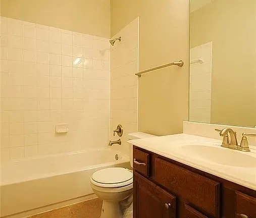 Townhouse For Rent in Dallas County , 3652 vienna Street, Irving, Texas 75038, 3 Bedroom, 4 Bathroom, 2 Garage spaces, 1,817 Sqft, built in 2010, mls#21305311, Real Estate Agent in Irving, Homes For Rent in Dallas county, Homes For Rent in Irving, Realtor in Irving Texas, Real Estate Brokerage Independent Realty Texas, Luminita Cordes Realtor