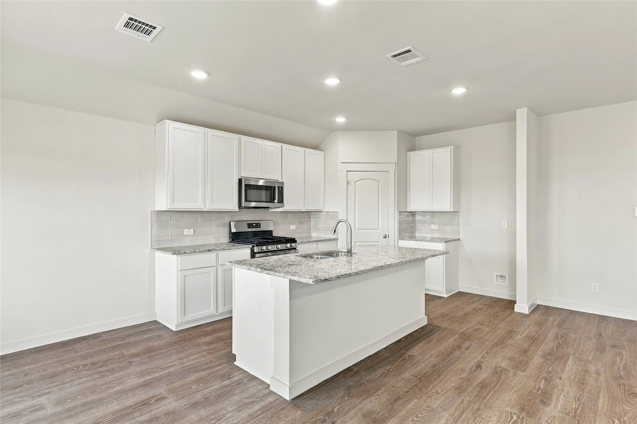 Single Family Residence For Sale in Collin County , 218 Morningside Drive, Josephine, Texas 75442, 3 Bedroom, 2 Bathroom, 2 Garage spaces, 1,606 Sqft, built in 2026, mls#21290100, Real Estate Agent in Josephine, Homes For Sale in Collin county, Homes For Sale in Josephine, Realtor in Josephine Texas, Real Estate Brokerage Independent Realty Texas, Luminita Cordes Realtor
