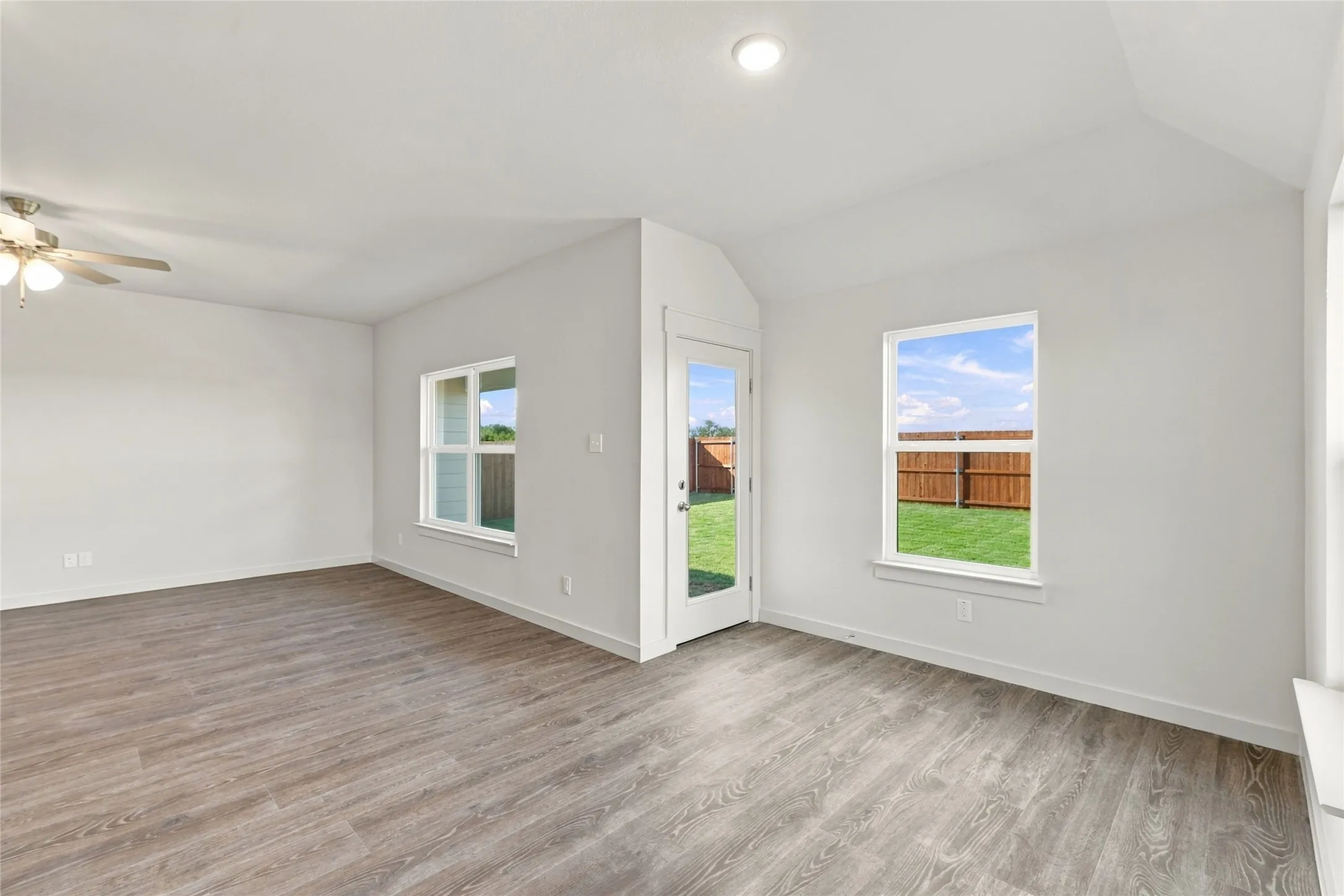 Single Family Residence For Sale in Collin County , 218 Morningside Drive, Josephine, Texas 75442, 3 Bedroom, 2 Bathroom, 2 Garage spaces, 1,606 Sqft, built in 2026, mls#21290100, Real Estate Agent in Josephine, Homes For Sale in Collin county, Homes For Sale in Josephine, Realtor in Josephine Texas, Real Estate Brokerage Independent Realty Texas, Luminita Cordes Realtor