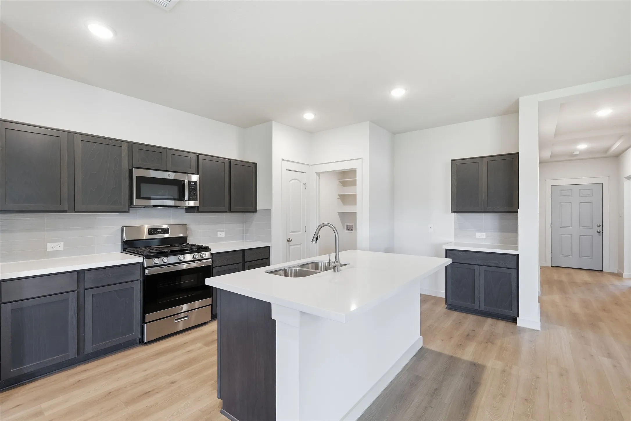 Single Family Residence For Sale in Collin County , 222 Morningside Drive, Josephine, Texas 75442, 4 Bedroom, 2 Bathroom, 2 Garage spaces, 1,809 Sqft, built in 2026, mls#21290028, Real Estate Agent in Josephine, Homes For Sale in Collin county, Homes For Sale in Josephine, Realtor in Josephine Texas, Real Estate Brokerage Independent Realty Texas, Luminita Cordes Realtor