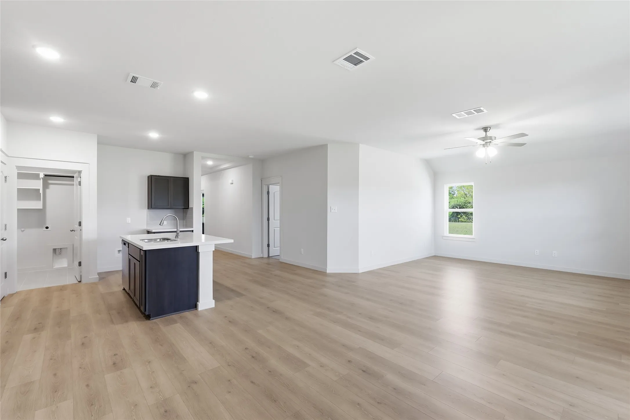 Single Family Residence For Sale in Collin County , 222 Morningside Drive, Josephine, Texas 75442, 4 Bedroom, 2 Bathroom, 2 Garage spaces, 1,809 Sqft, built in 2026, mls#21290028, Real Estate Agent in Josephine, Homes For Sale in Collin county, Homes For Sale in Josephine, Realtor in Josephine Texas, Real Estate Brokerage Independent Realty Texas, Luminita Cordes Realtor
