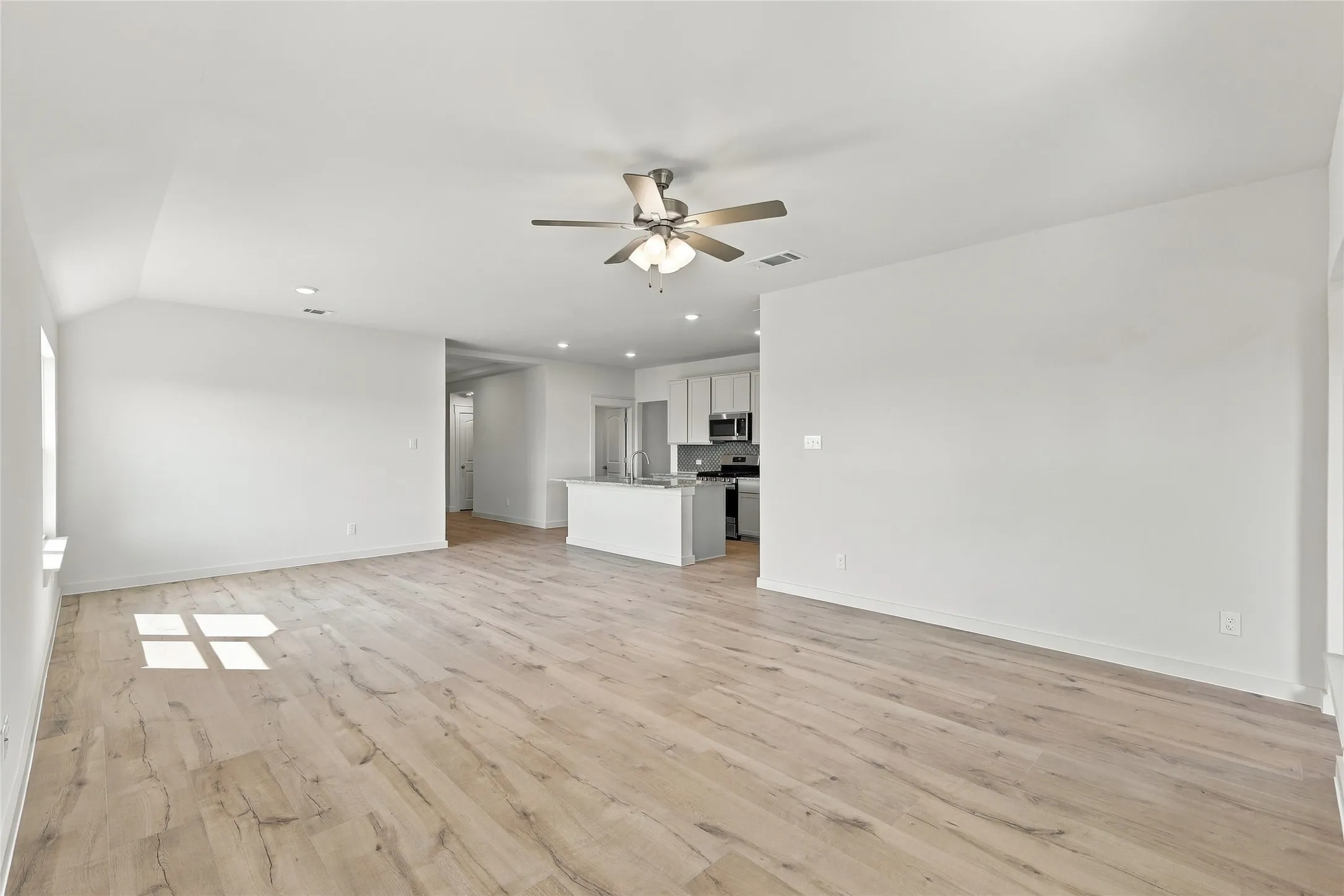 Single Family Residence For Sale in Collin County , 1116 Starlight Lane, Josephine, Texas 75442, 4 Bedroom, 2 Bathroom, 2 Garage spaces, 2,086 Sqft, built in 2026, mls#21290082, Real Estate Agent in Josephine, Homes For Sale in Collin county, Homes For Sale in Josephine, Realtor in Josephine Texas, Real Estate Brokerage Independent Realty Texas, Luminita Cordes Realtor