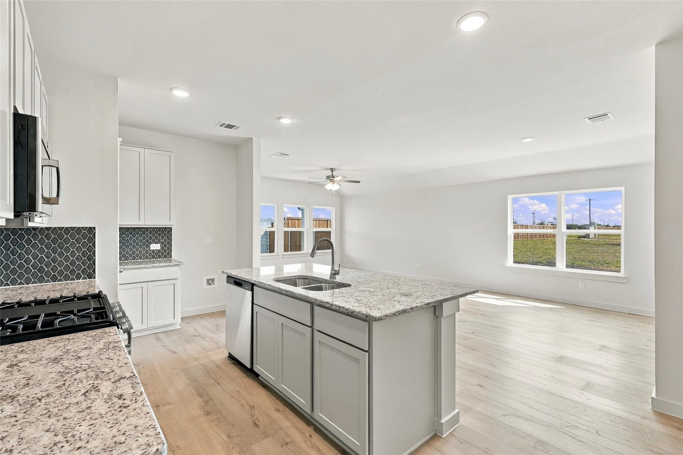 Single Family Residence For Sale in Collin County , 1116 Starlight Lane, Josephine, Texas 75442, 4 Bedroom, 2 Bathroom, 2 Garage spaces, 2,086 Sqft, built in 2026, mls#21290082, Real Estate Agent in Josephine, Homes For Sale in Collin county, Homes For Sale in Josephine, Realtor in Josephine Texas, Real Estate Brokerage Independent Realty Texas, Luminita Cordes Realtor