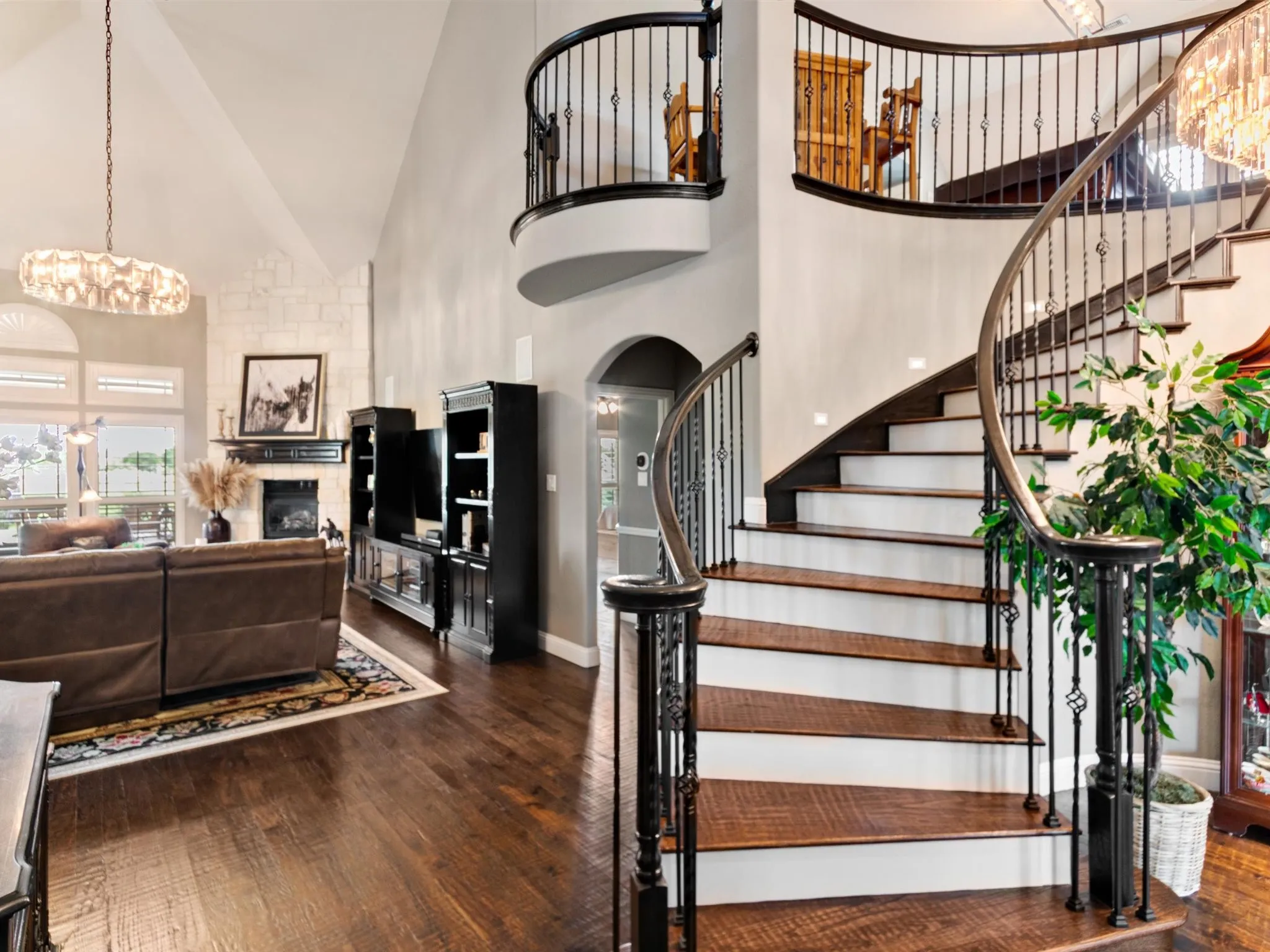 Single Family Residence For Sale in Denton County , 178 Las Colinas Trail, Cross Roads, Texas 76227, 5 Bedroom, 4 Bathroom, 3 Garage spaces, 4,513 Sqft, built in 2014, mls#21305275, Real Estate Agent in Cross Roads, Homes For Sale in Denton county, Homes For Sale in Cross Roads, Realtor in Cross Roads Texas, Real Estate Brokerage Independent Realty Texas, Luminita Cordes Realtor