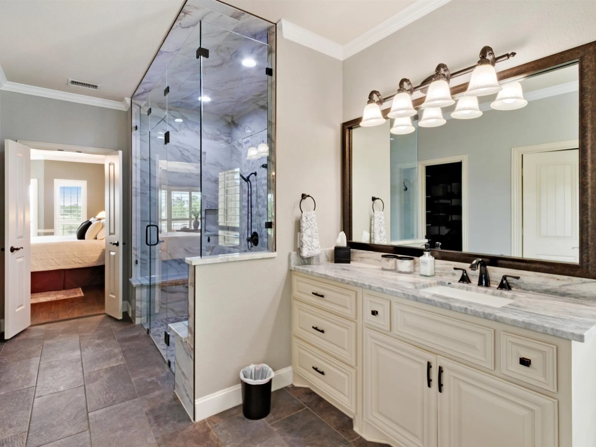 Single Family Residence For Sale in Denton County , 178 Las Colinas Trail, Cross Roads, Texas 76227, 5 Bedroom, 4 Bathroom, 3 Garage spaces, 4,513 Sqft, built in 2014, mls#21305275, Real Estate Agent in Cross Roads, Homes For Sale in Denton county, Homes For Sale in Cross Roads, Realtor in Cross Roads Texas, Real Estate Brokerage Independent Realty Texas, Luminita Cordes Realtor